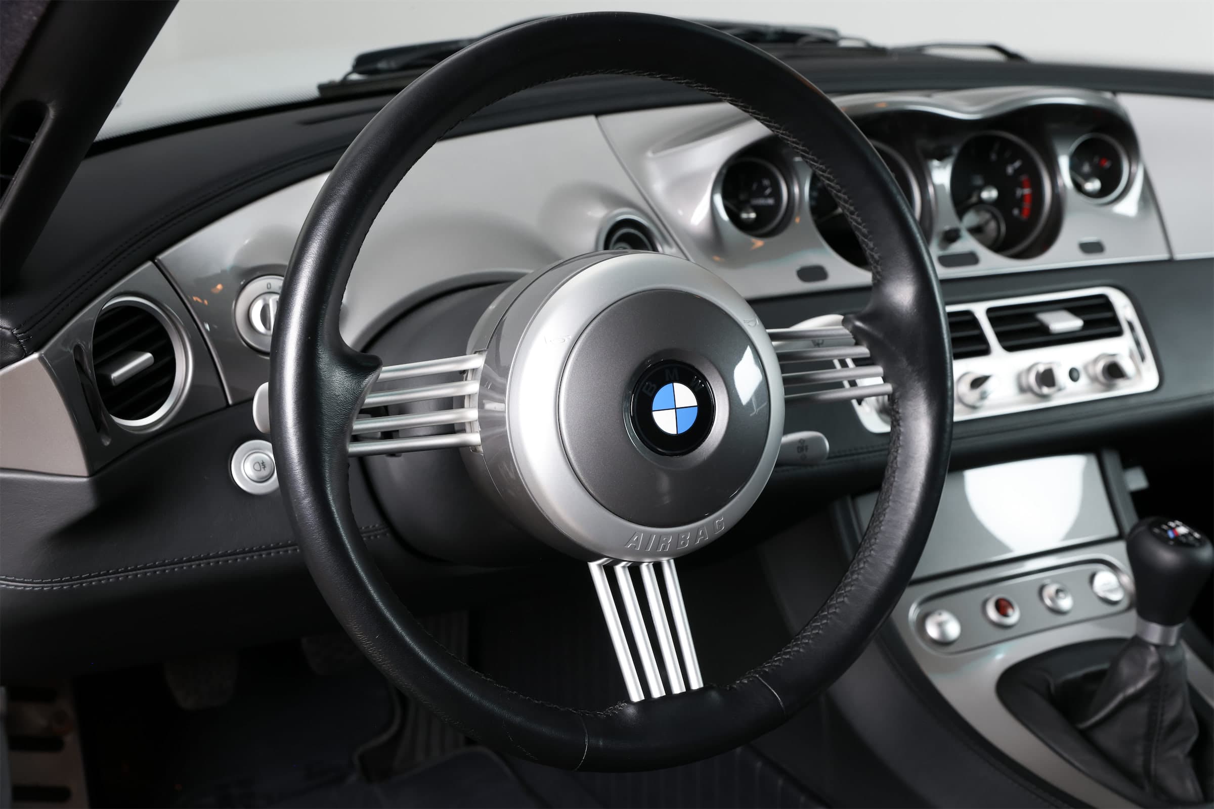 BMW Z8 cockpit and steering wheel