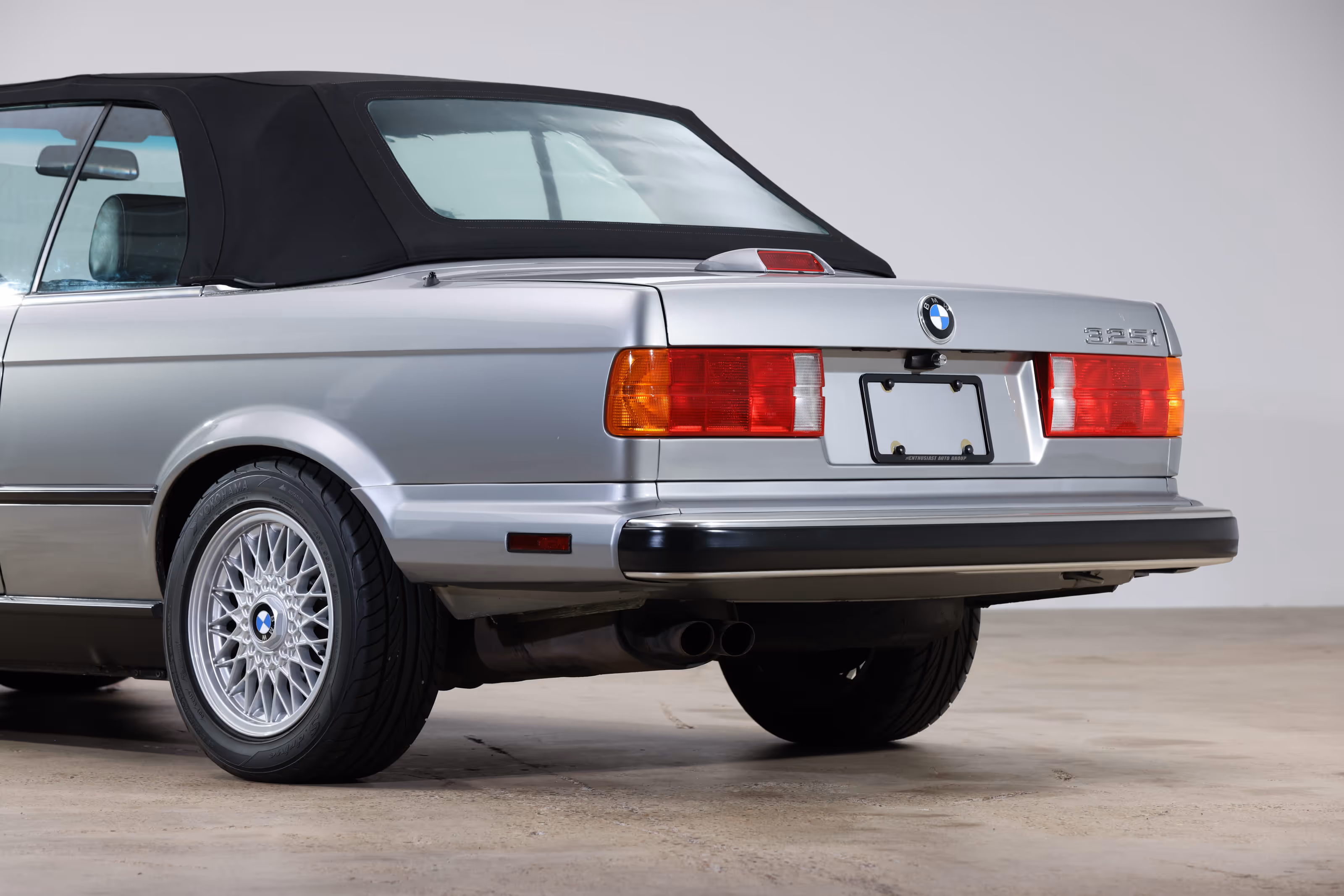 1987 BMW E30 325i Convertible - Image 41