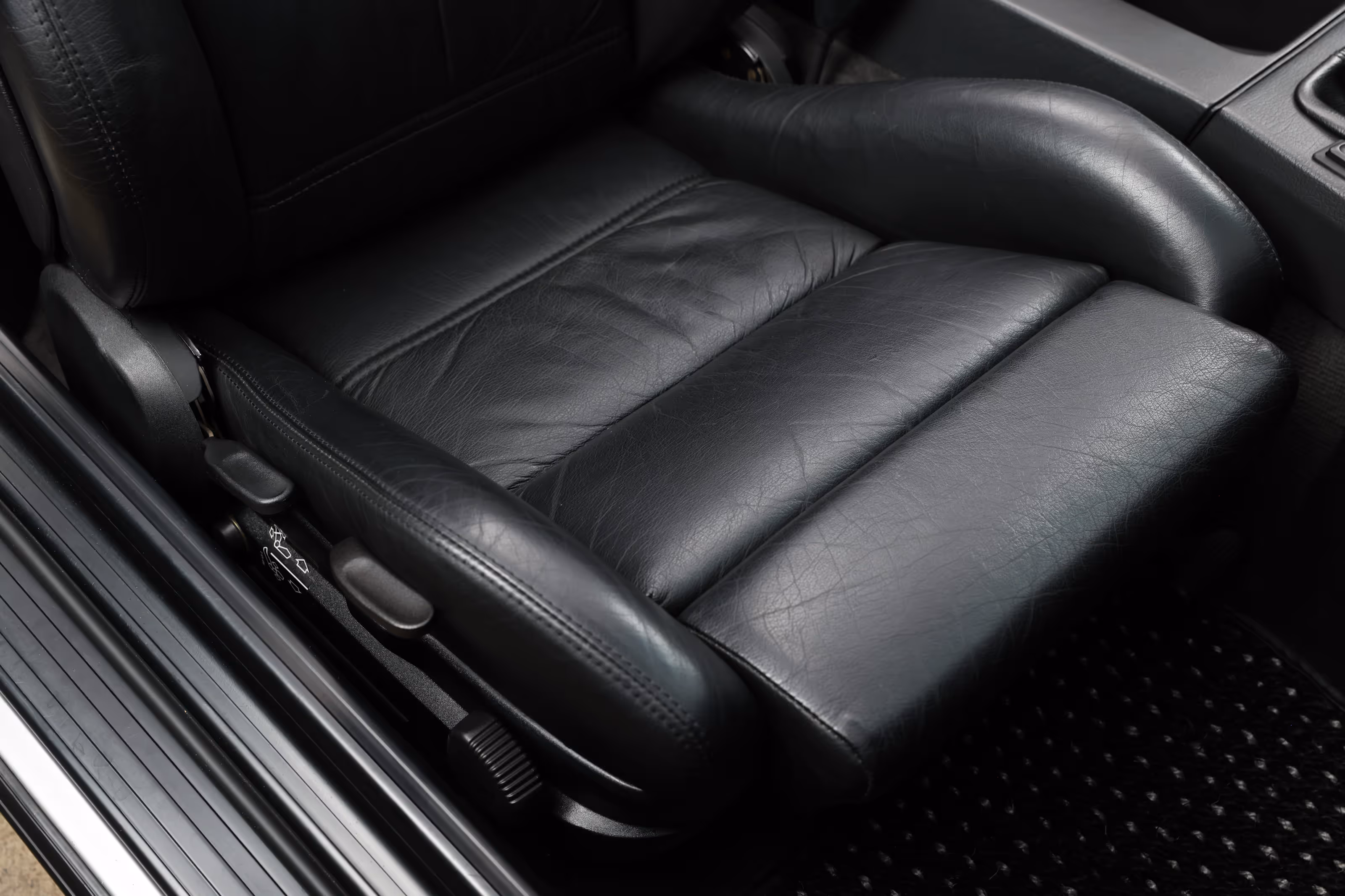 1987 BMW E30 325i Convertible - Image 86
