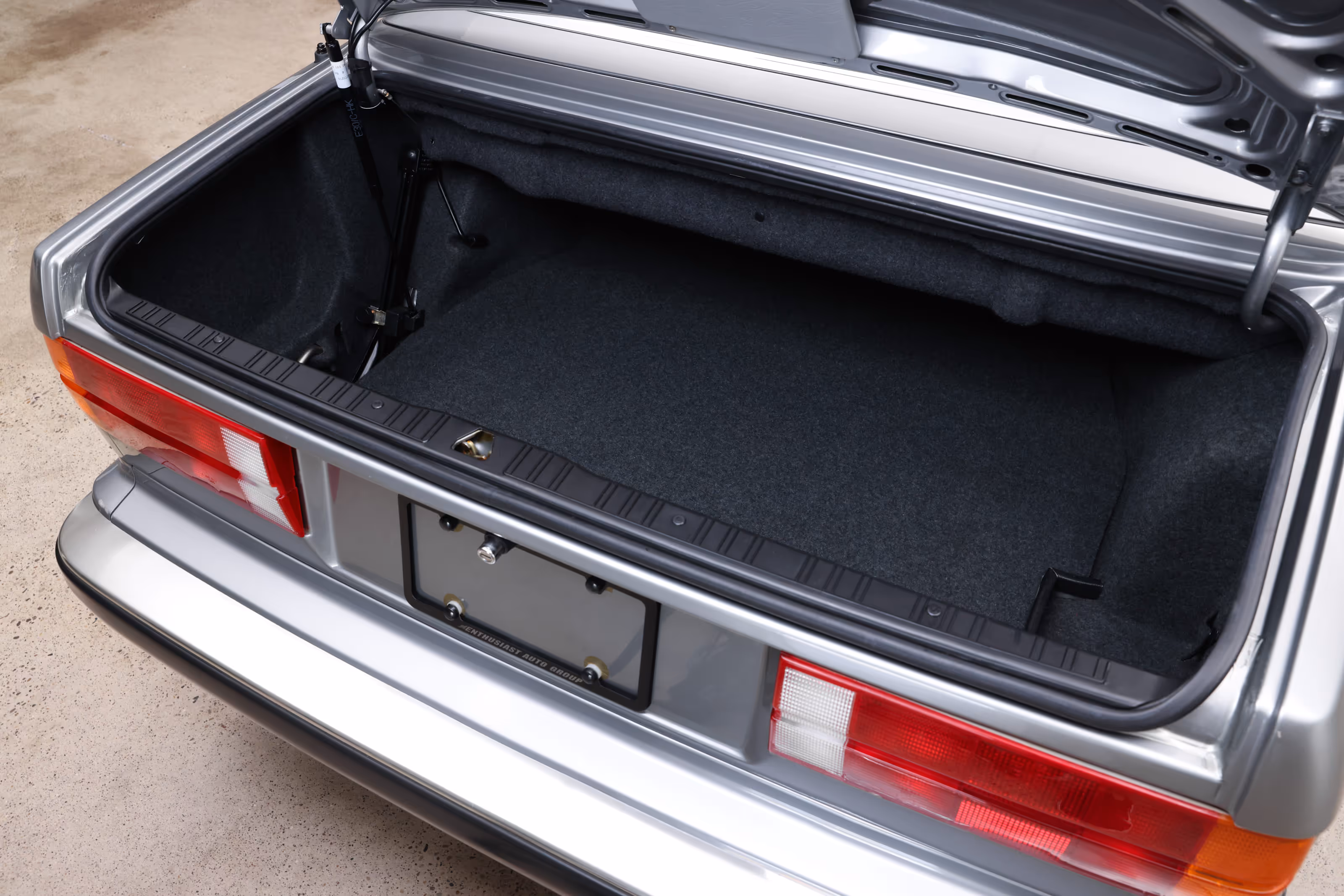 1987 BMW E30 325i Convertible - Image 114