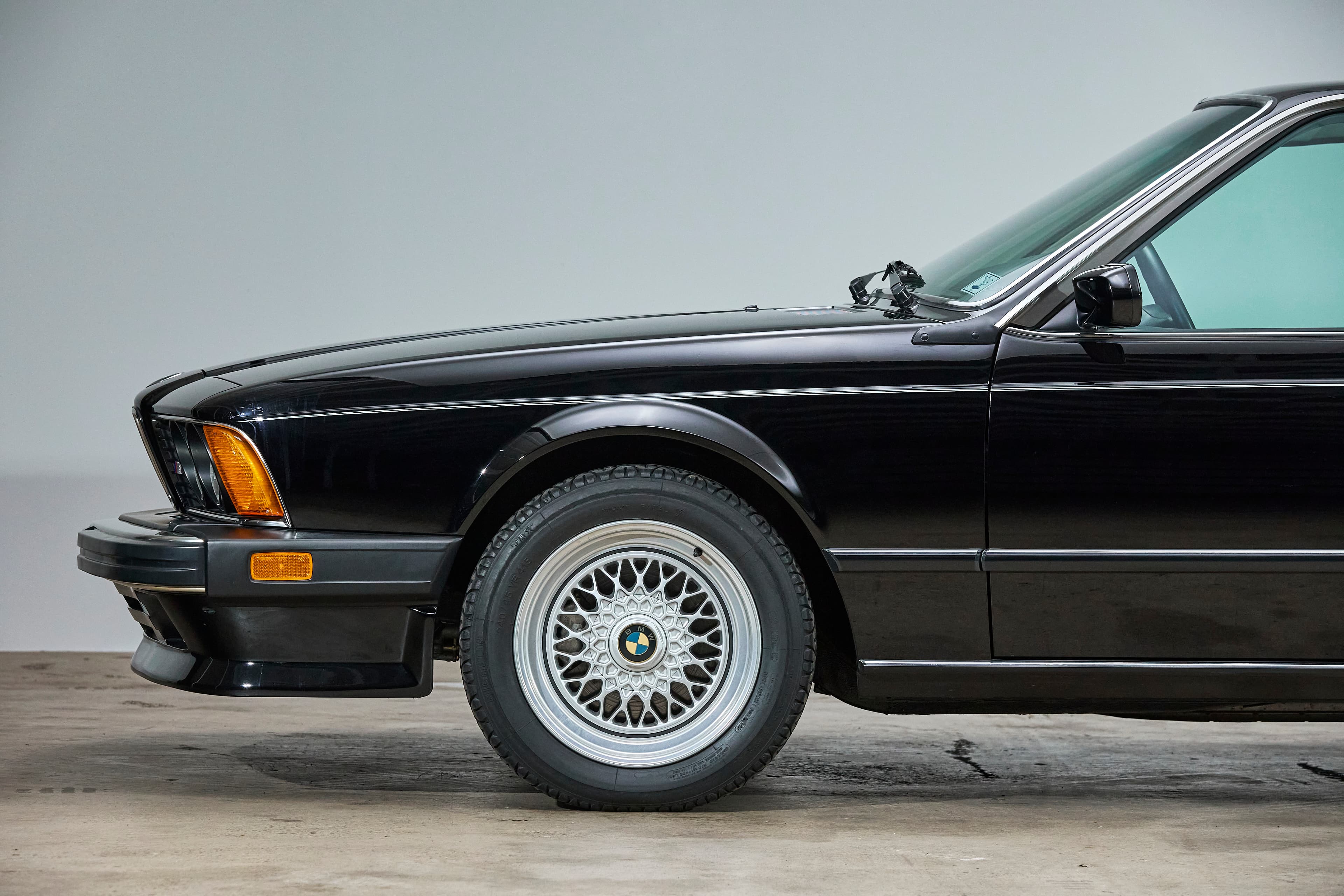 1987 E24 M6 - Image 24