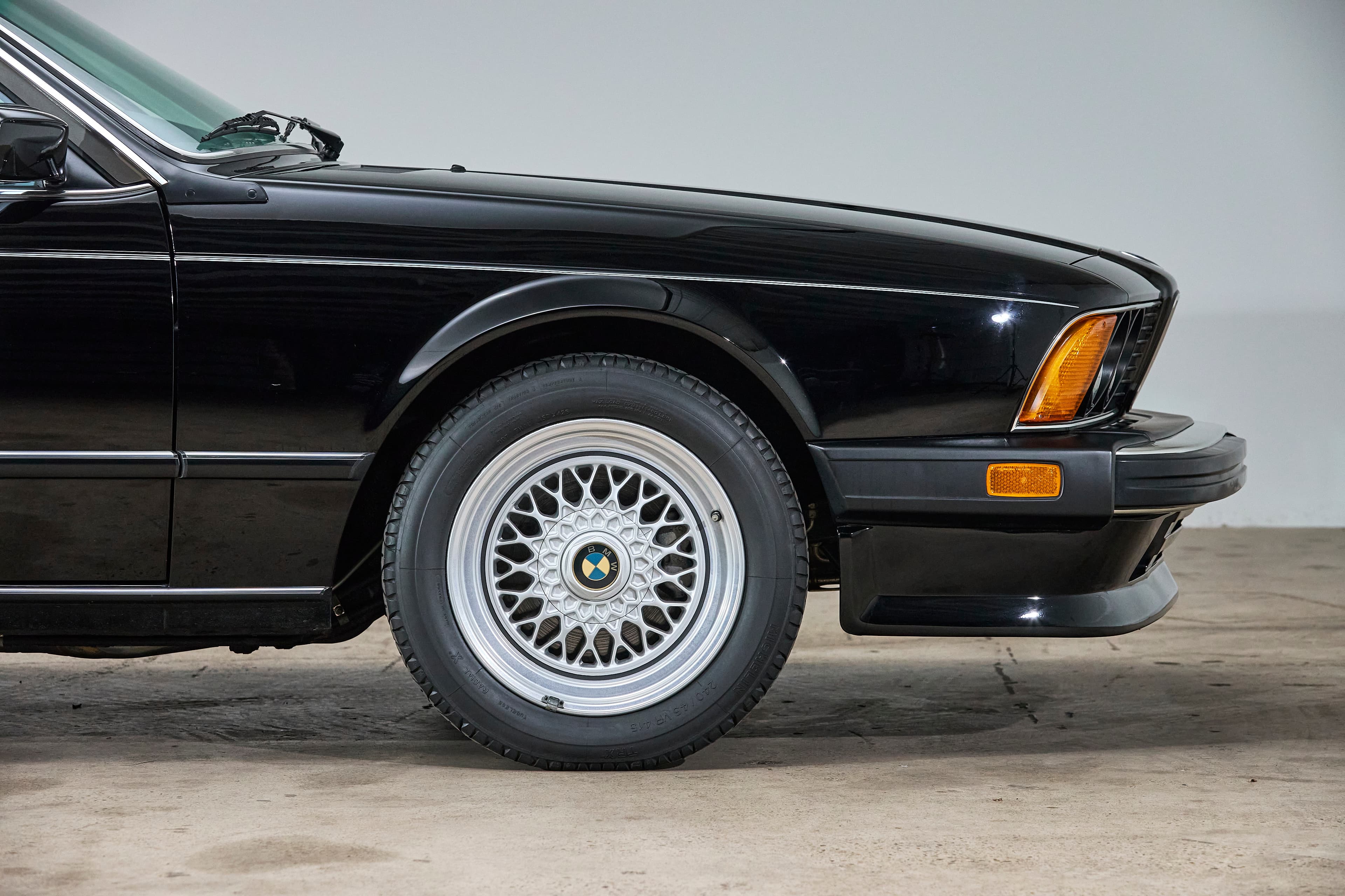 1987 E24 M6 - Image 27