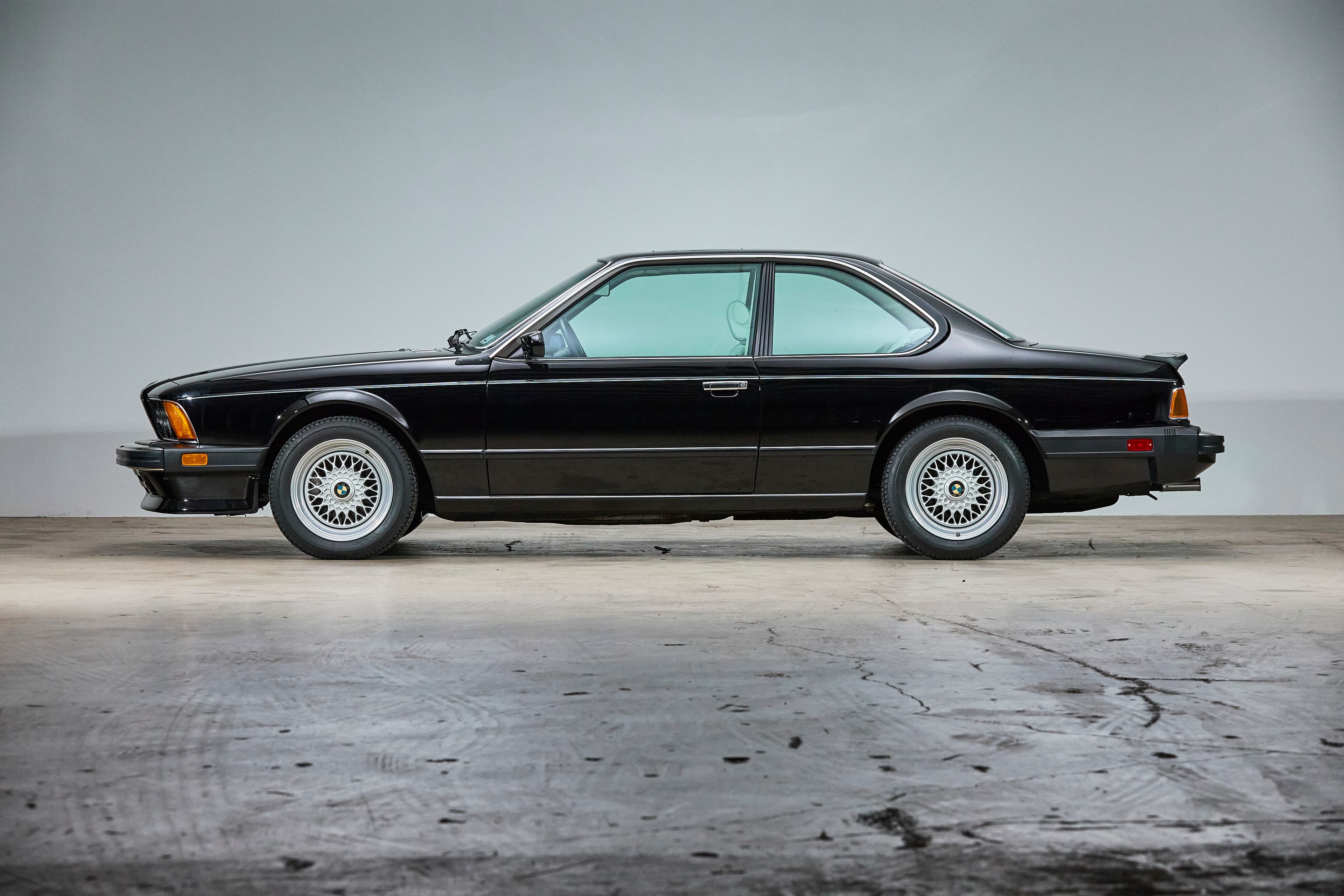 1987 E24 M6 - Image 7