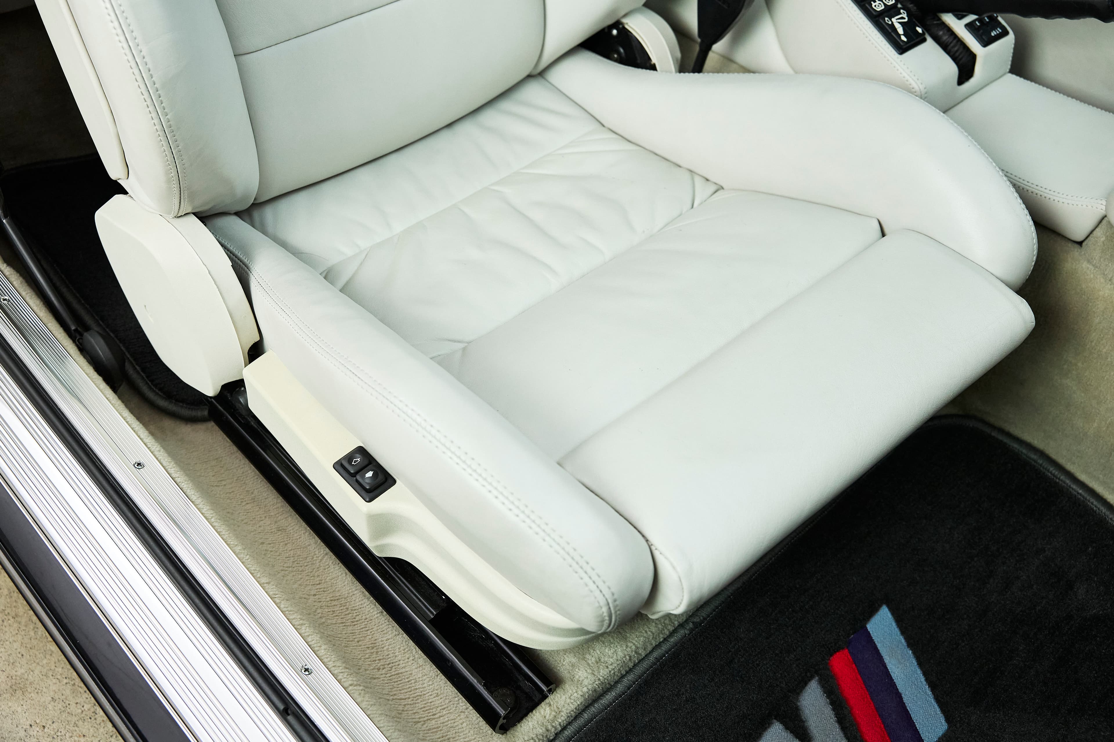 1987 E24 M6 - Image 75