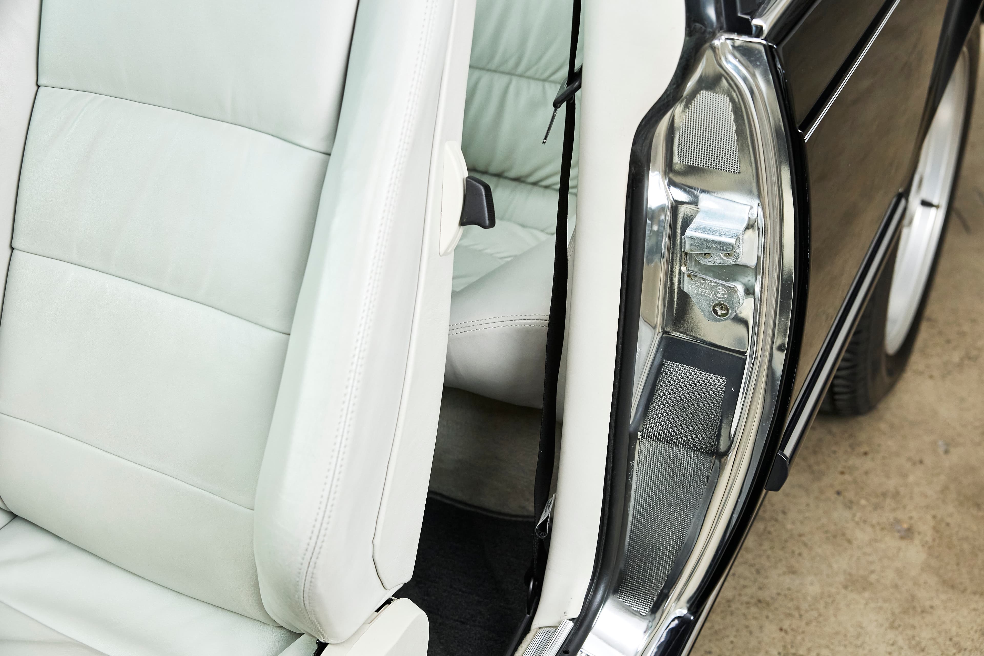 1987 E24 M6 - Image 89