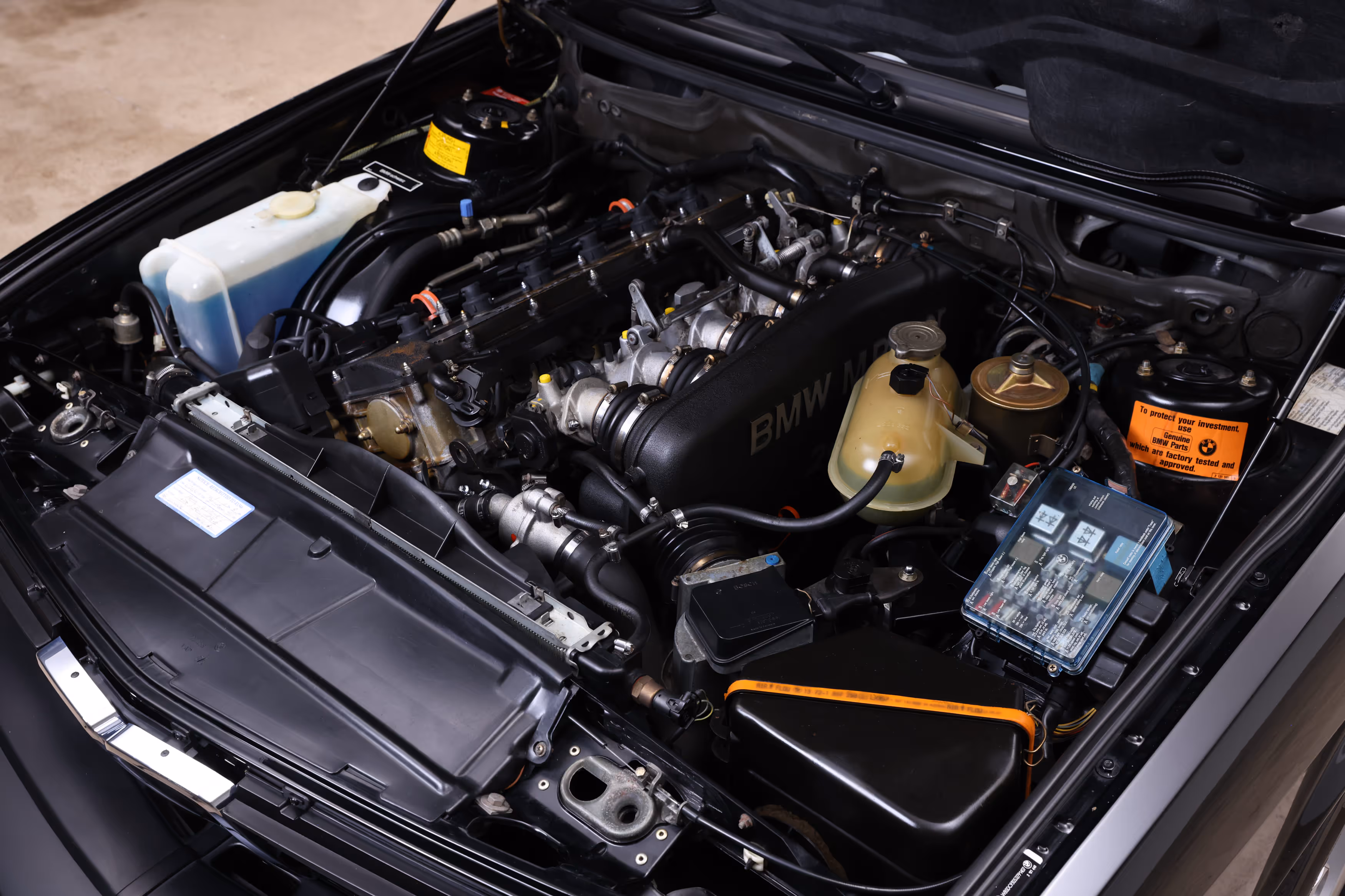 1988 BMW E28 M5 - Image 108