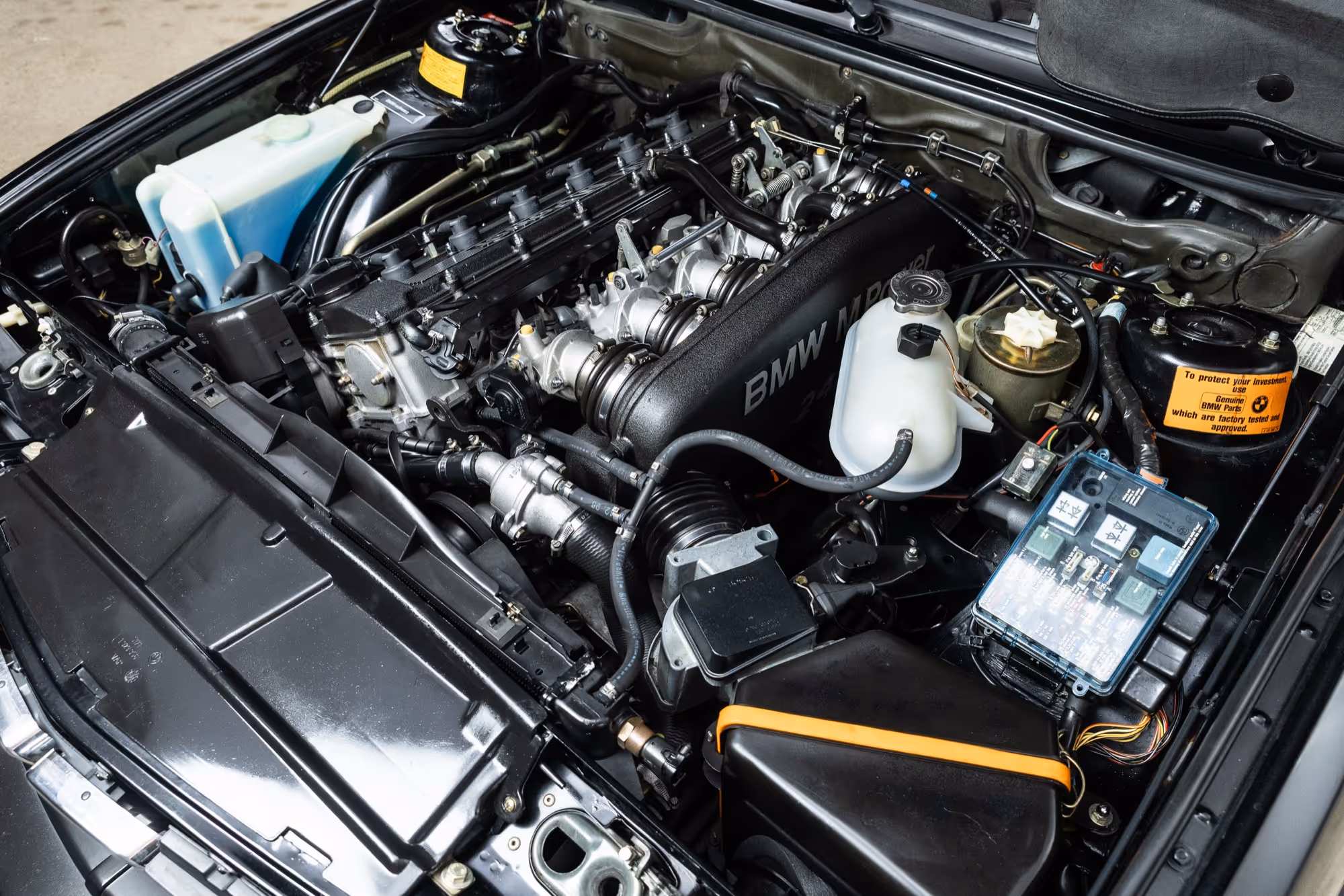 1988 BMW E28 M5 - Image 73
