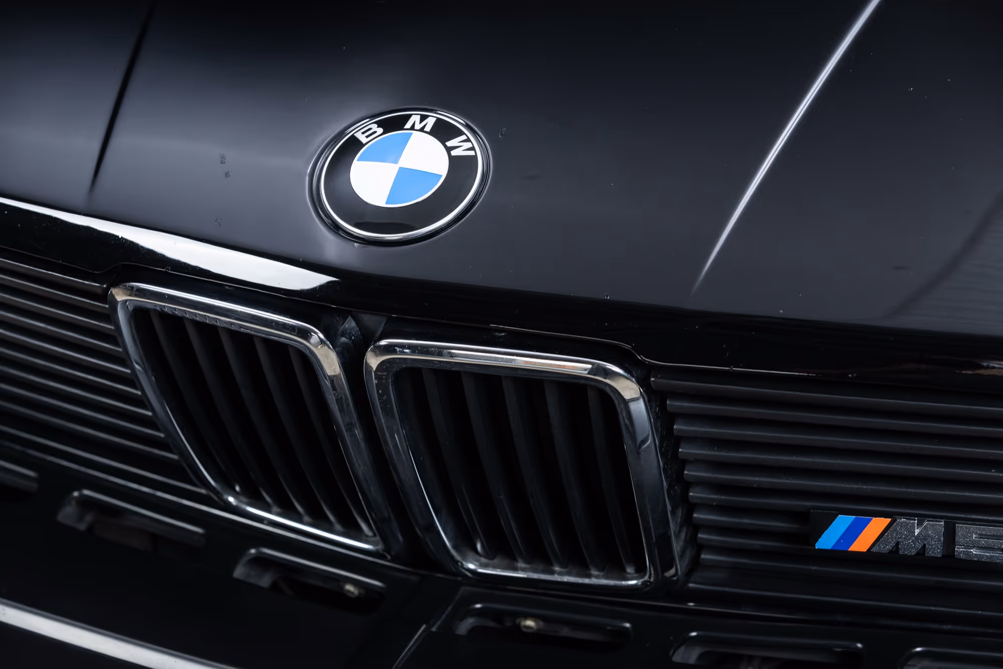 1988 BMW E28 M5 - Image 19