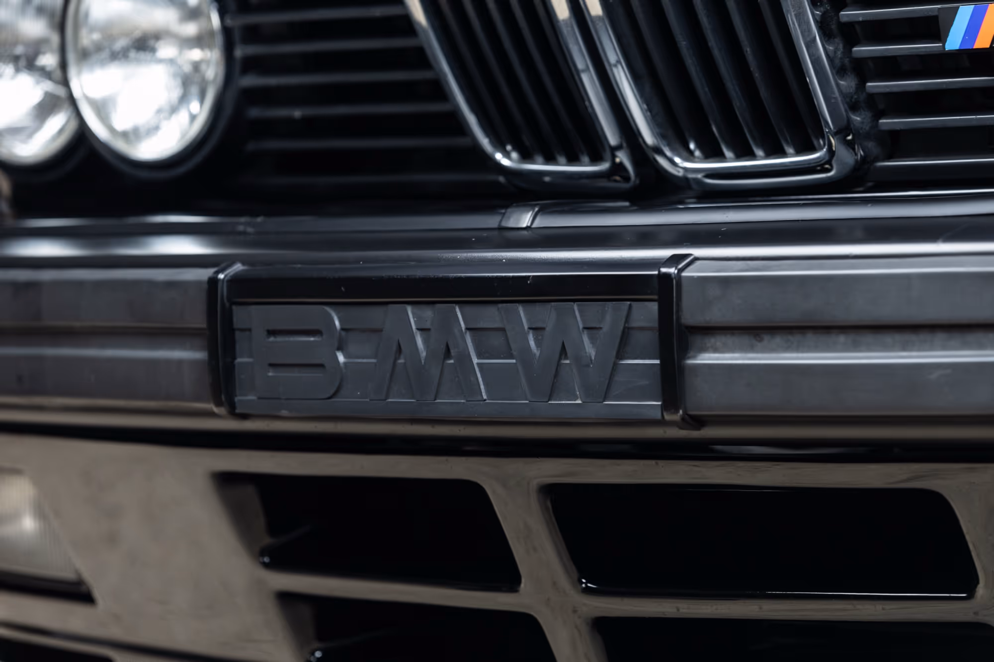 1988 BMW E28 M5 - Image 20