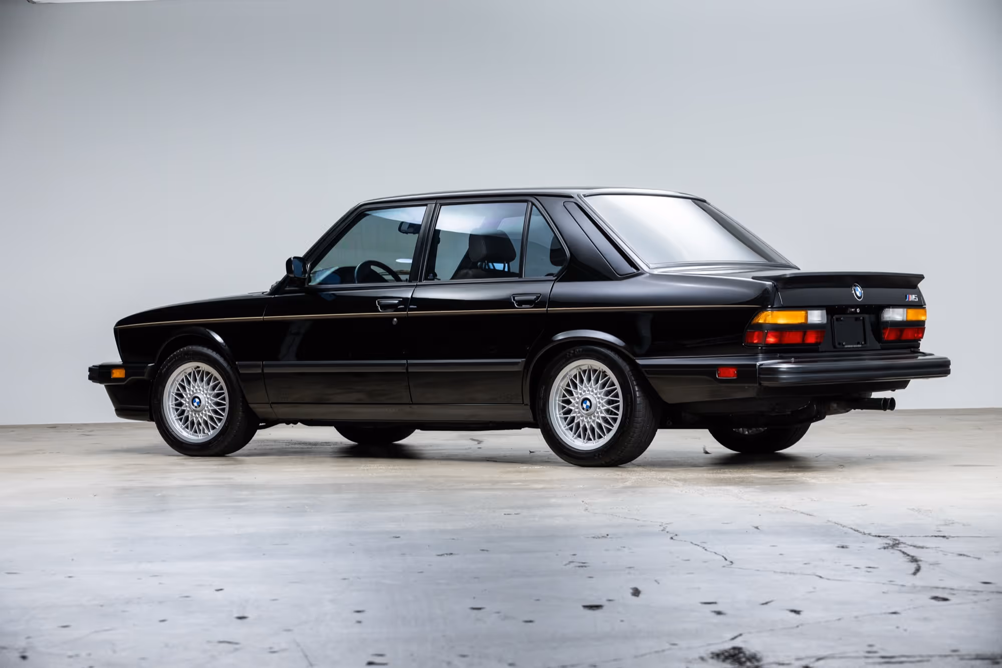 1988 BMW E28 M5 - Image 6