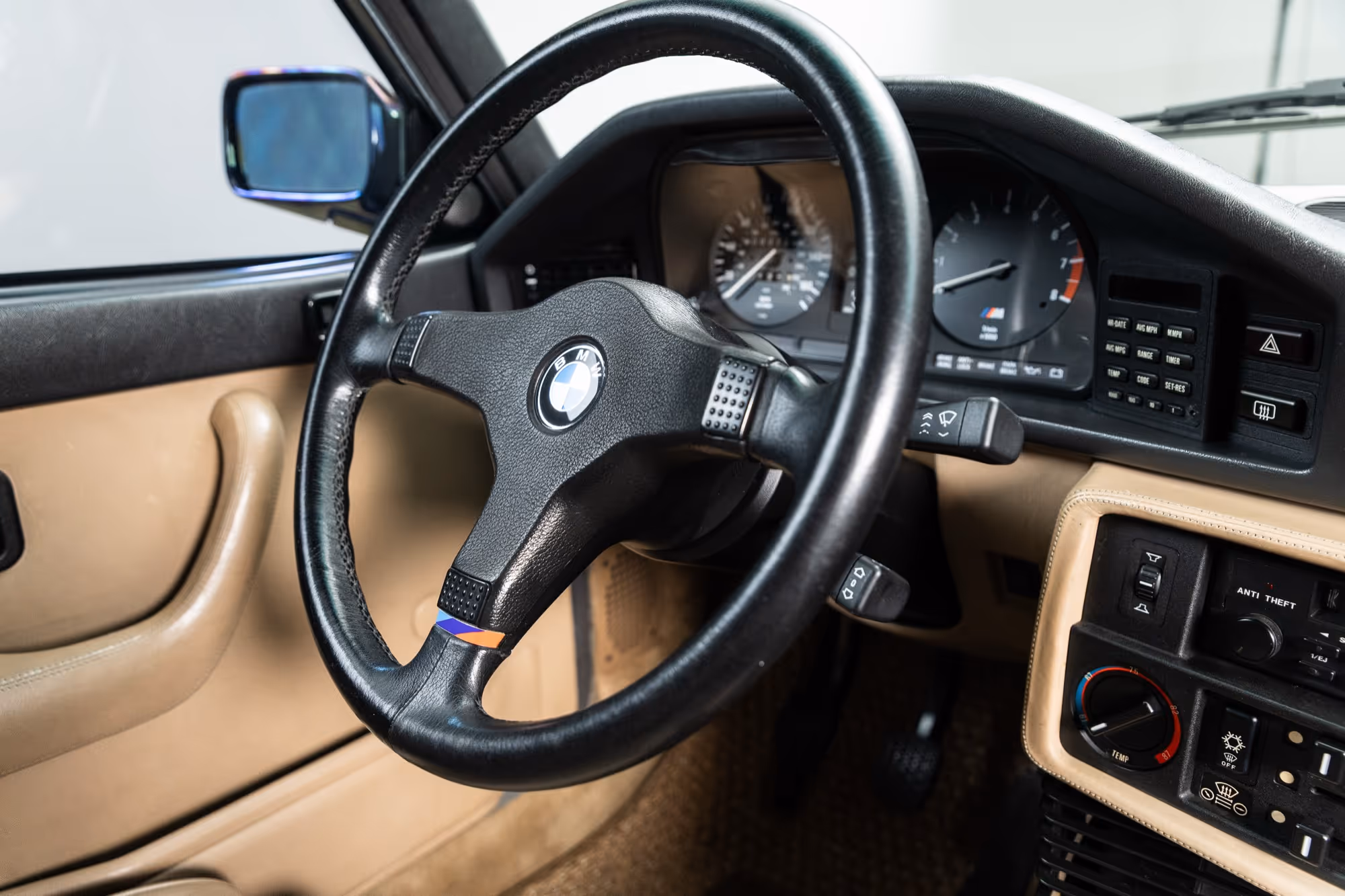 1988 BMW E28 M5 - Image 33