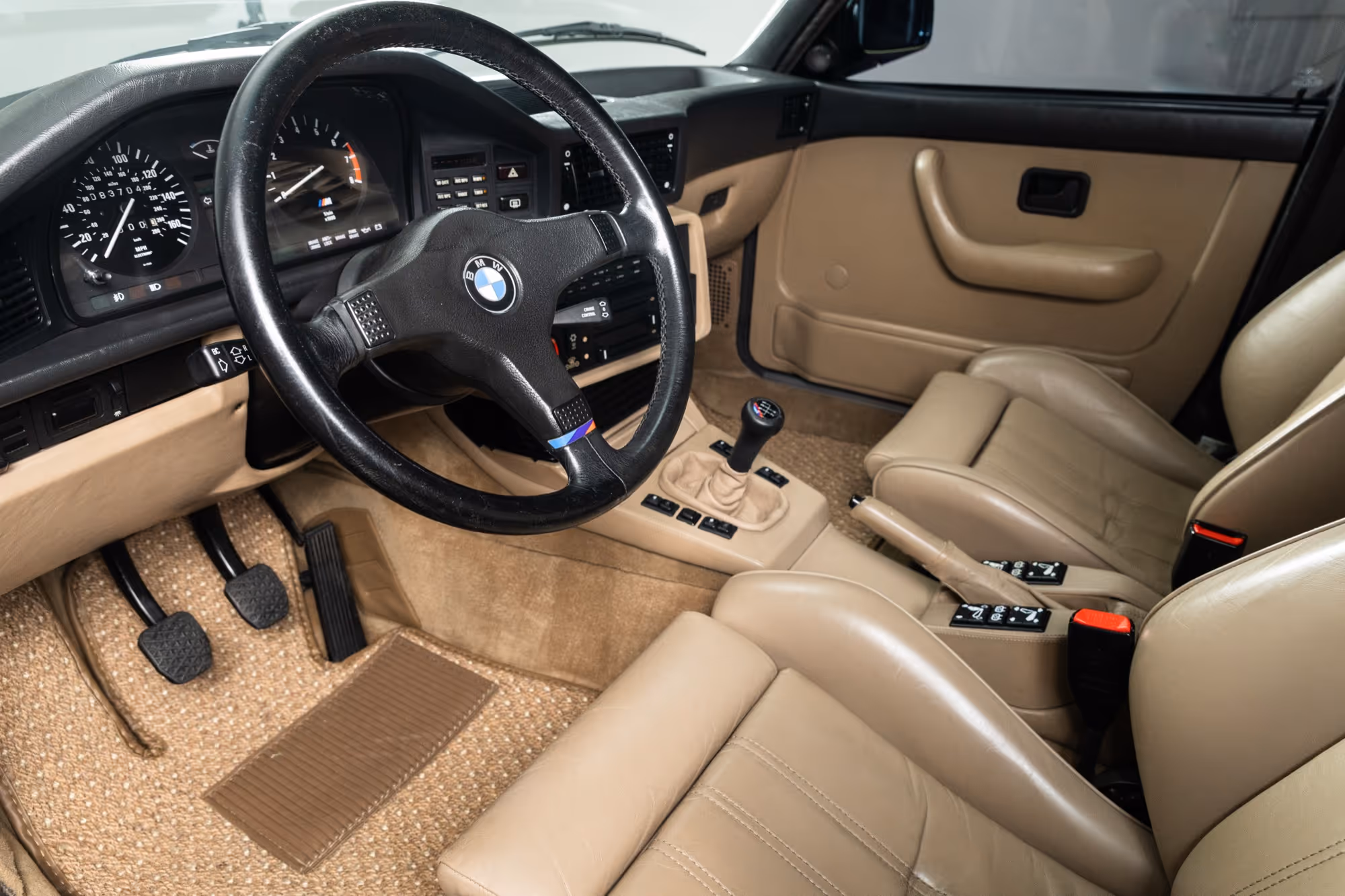 1988 BMW E28 M5 - Image 44