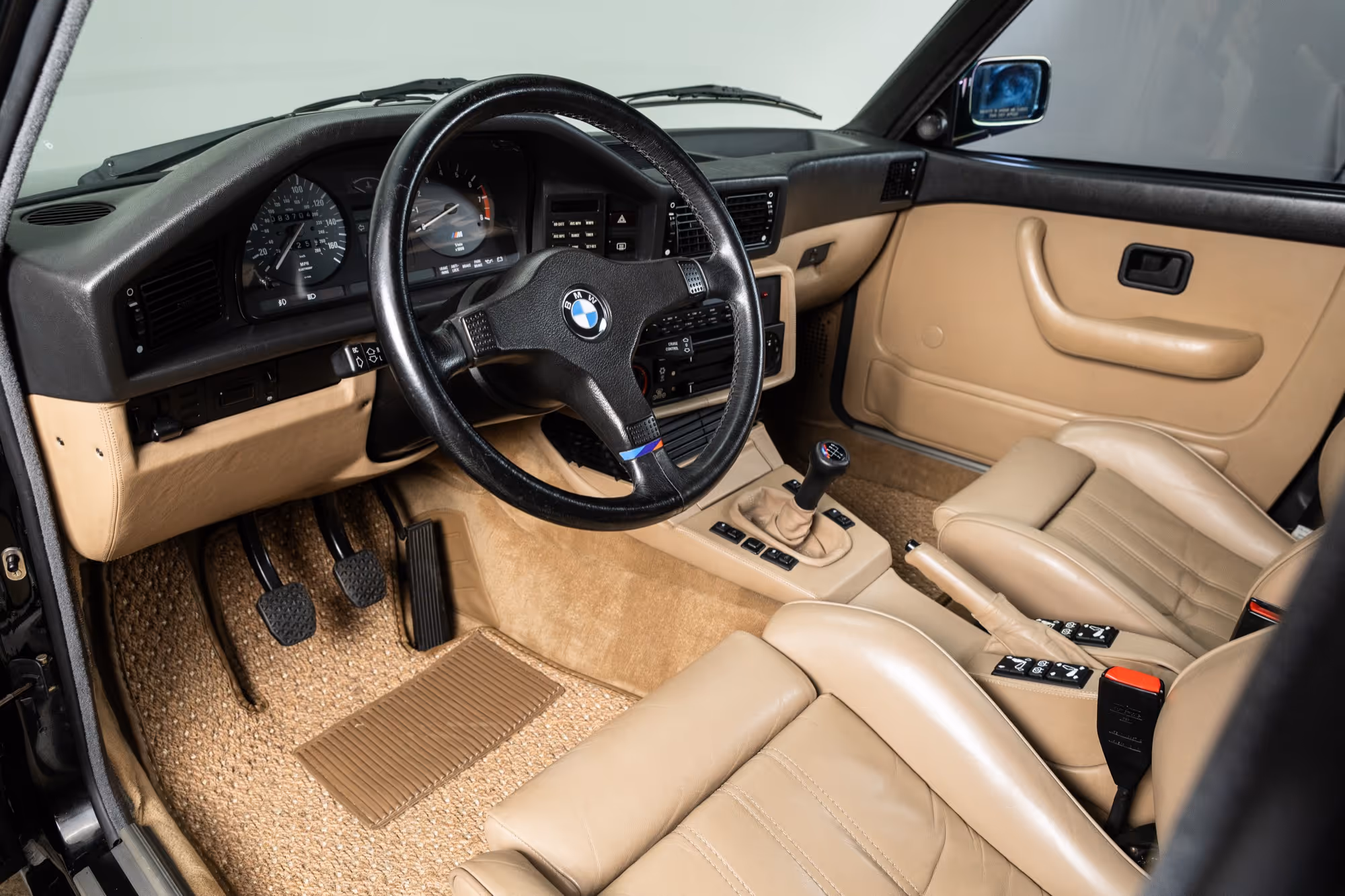1988 BMW E28 M5 - Image 45