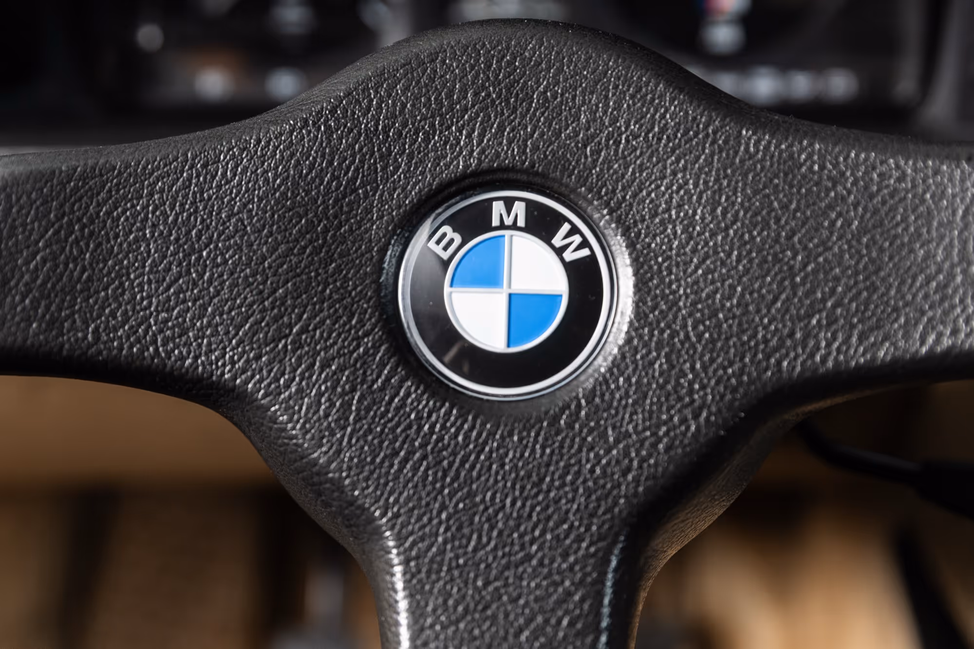 1988 BMW E28 M5 - Image 40