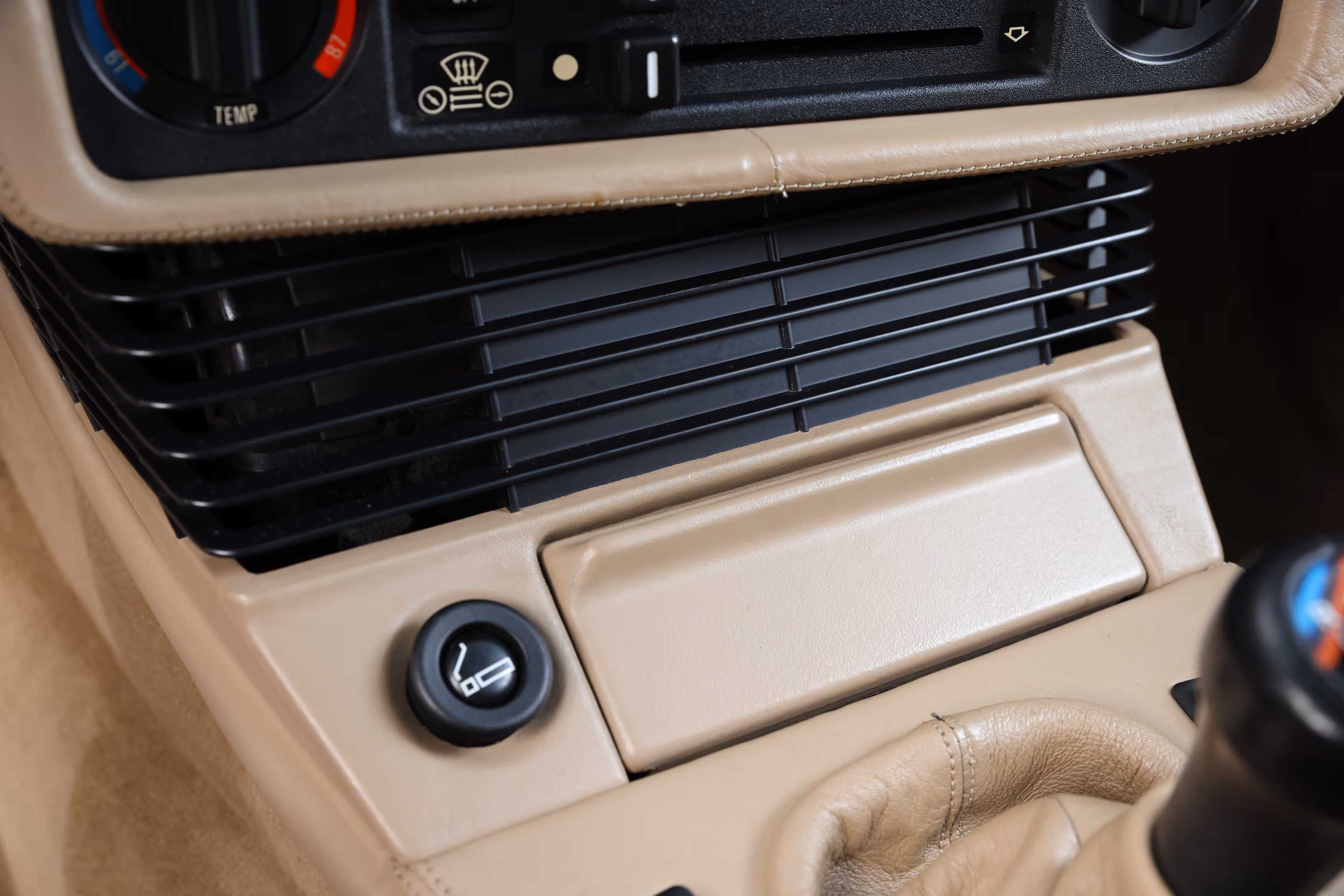1988 BMW E28 M5 - Image 57