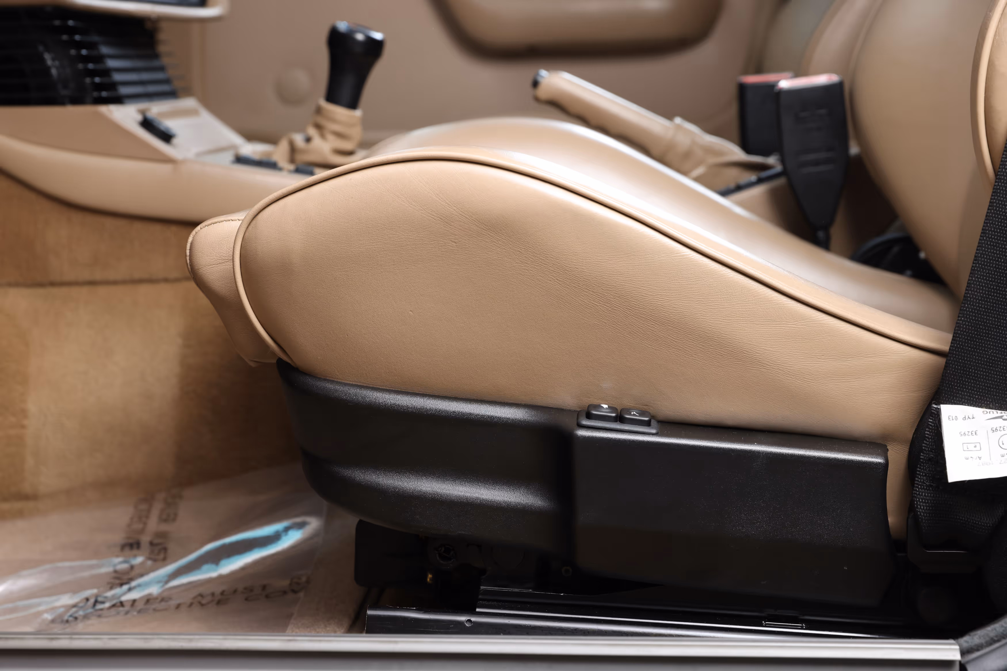 1988 BMW E28 M5 - Image 75