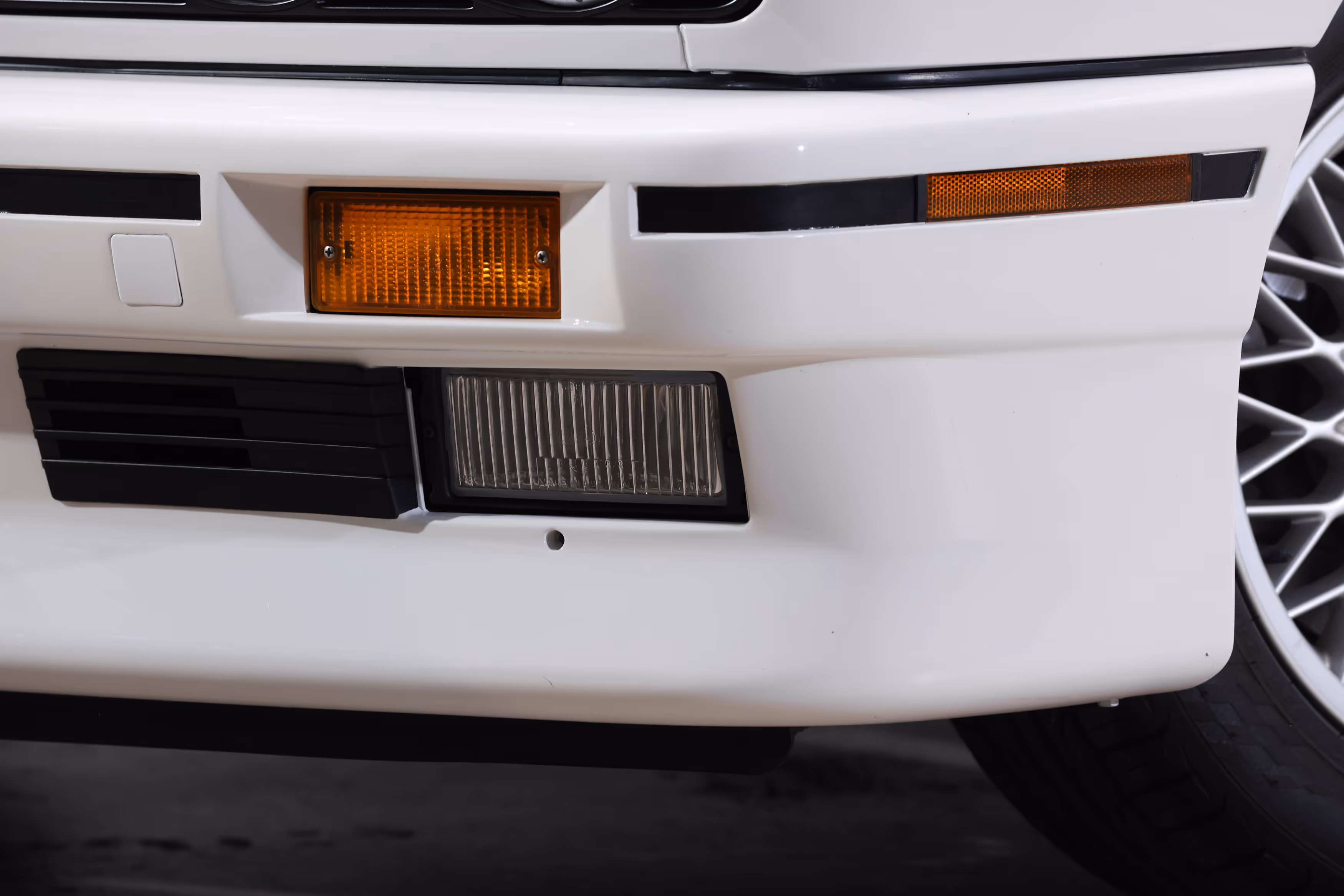 1988 BMW E30 M3 - Image 15