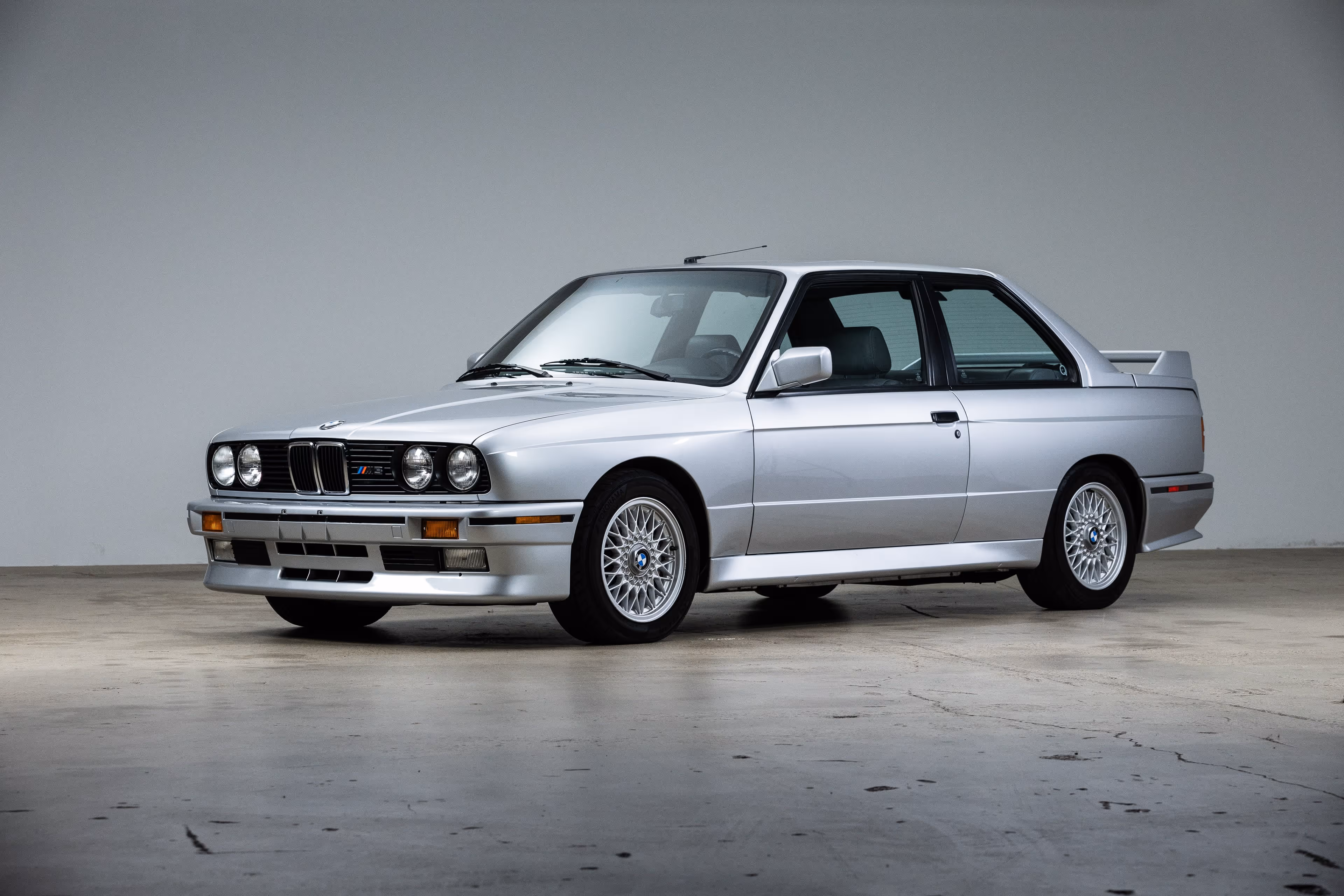 1990 BMW E30 M3 - Image 2