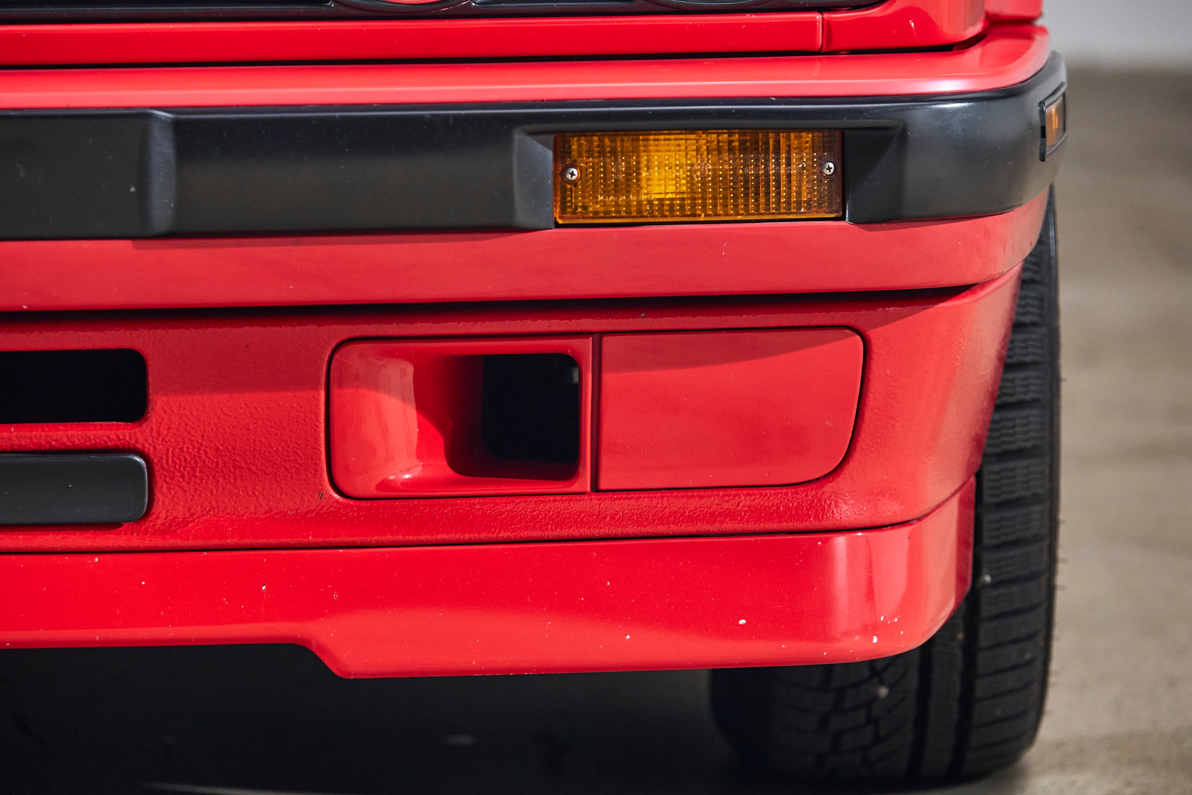 1991 BMW E30 318is - Image 14