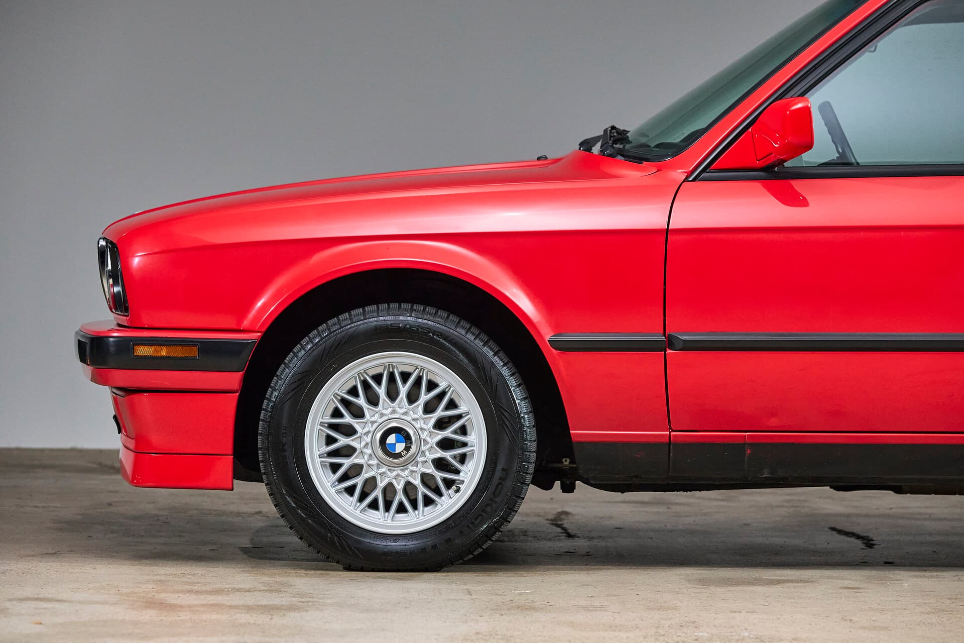 1991 BMW E30 318is - Image 24