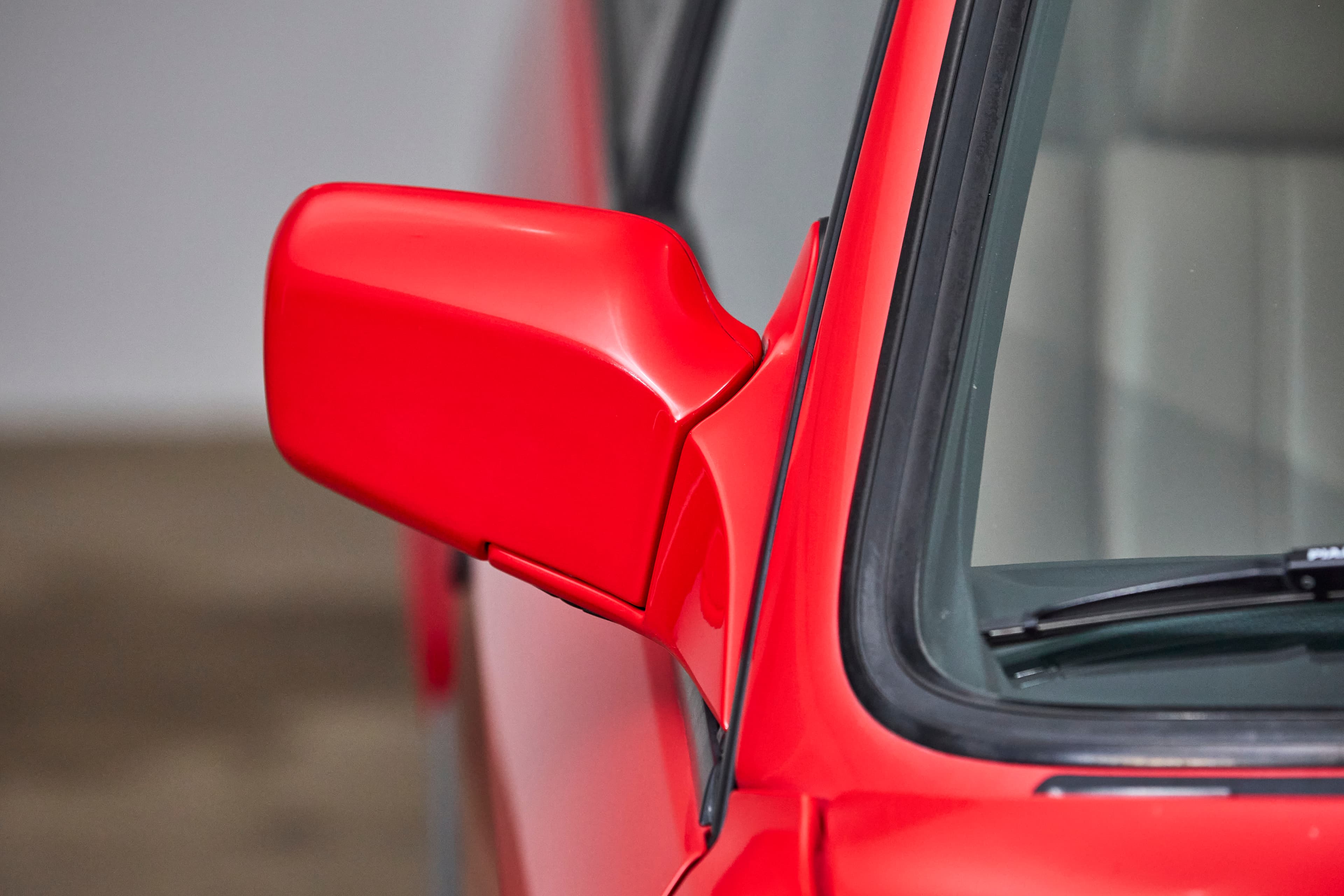 1991 BMW E30 318is - Image 28