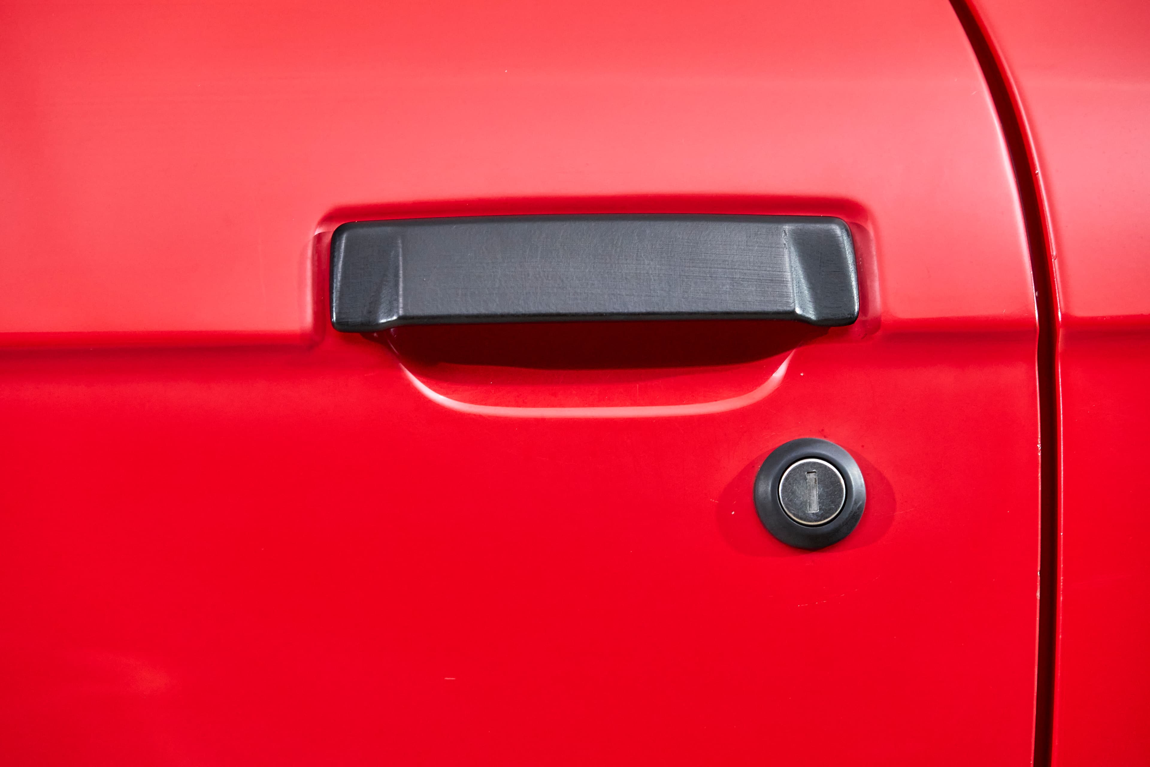 1991 BMW E30 318is - Image 32