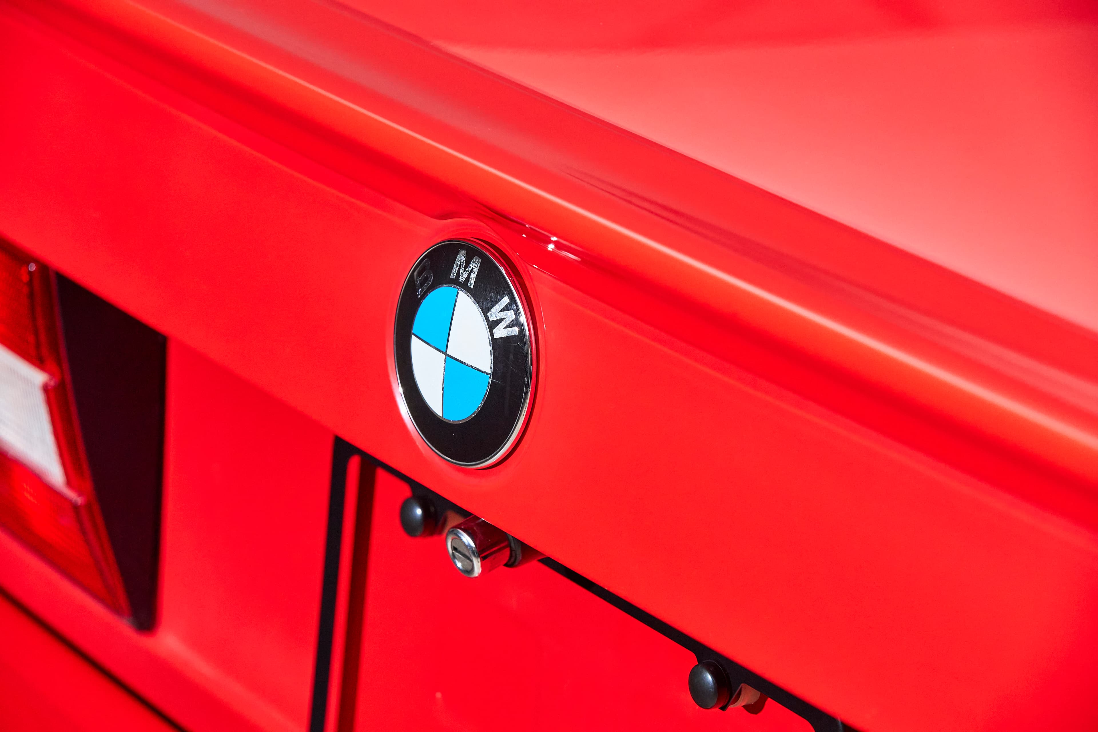 1991 BMW E30 318is - Image 39