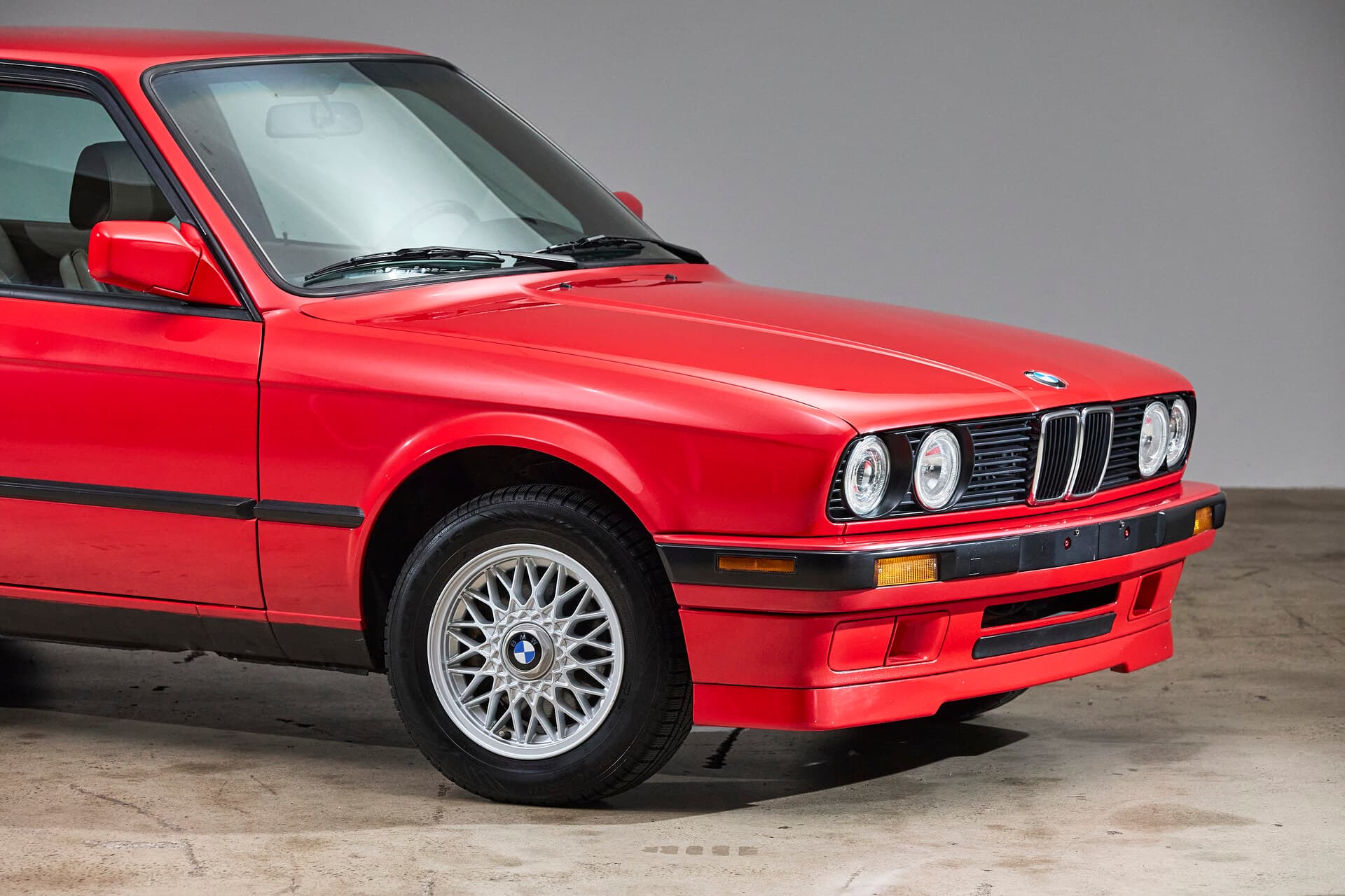 1991 BMW E30 318is - Image 8