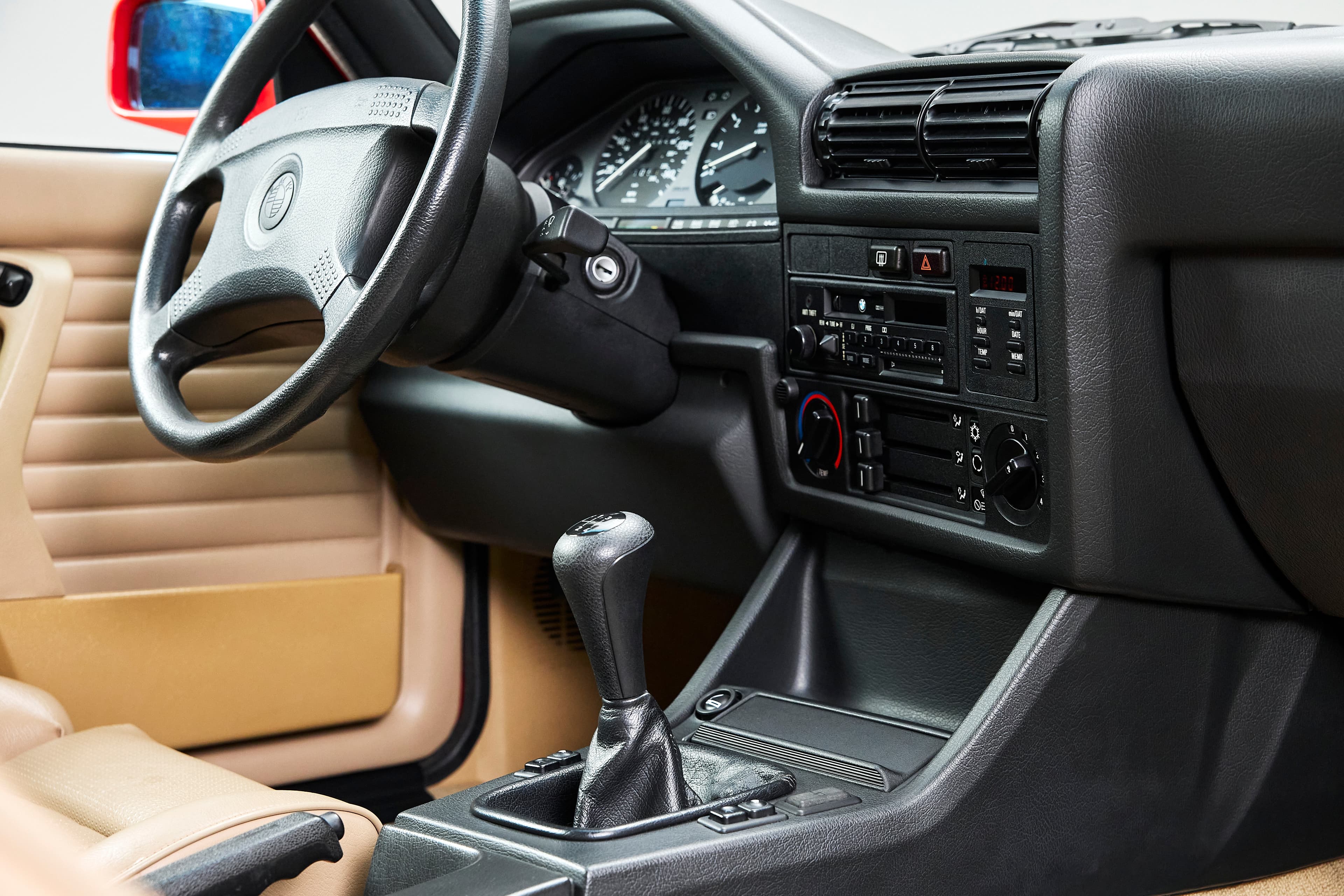 1991 BMW E30 318is - Image 61