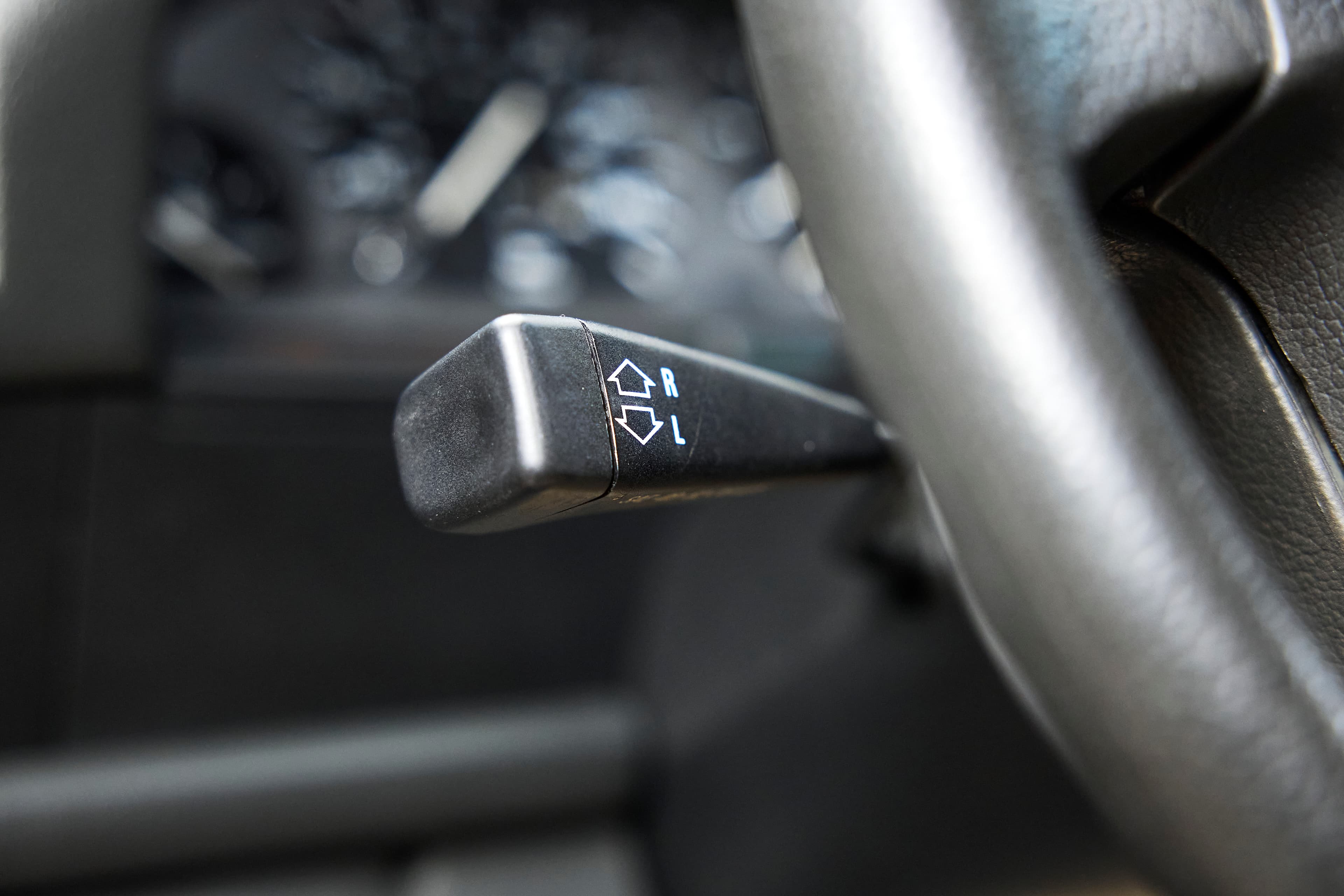 1991 BMW E30 318is - Image 48