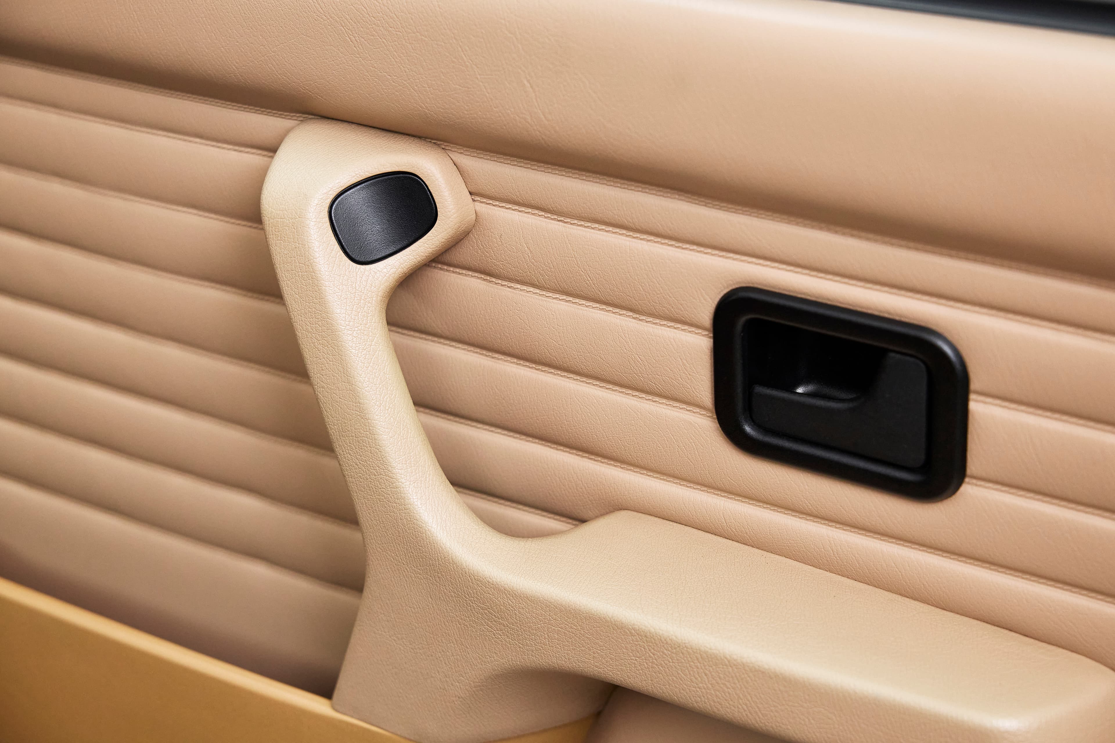 1991 BMW E30 318is - Image 90