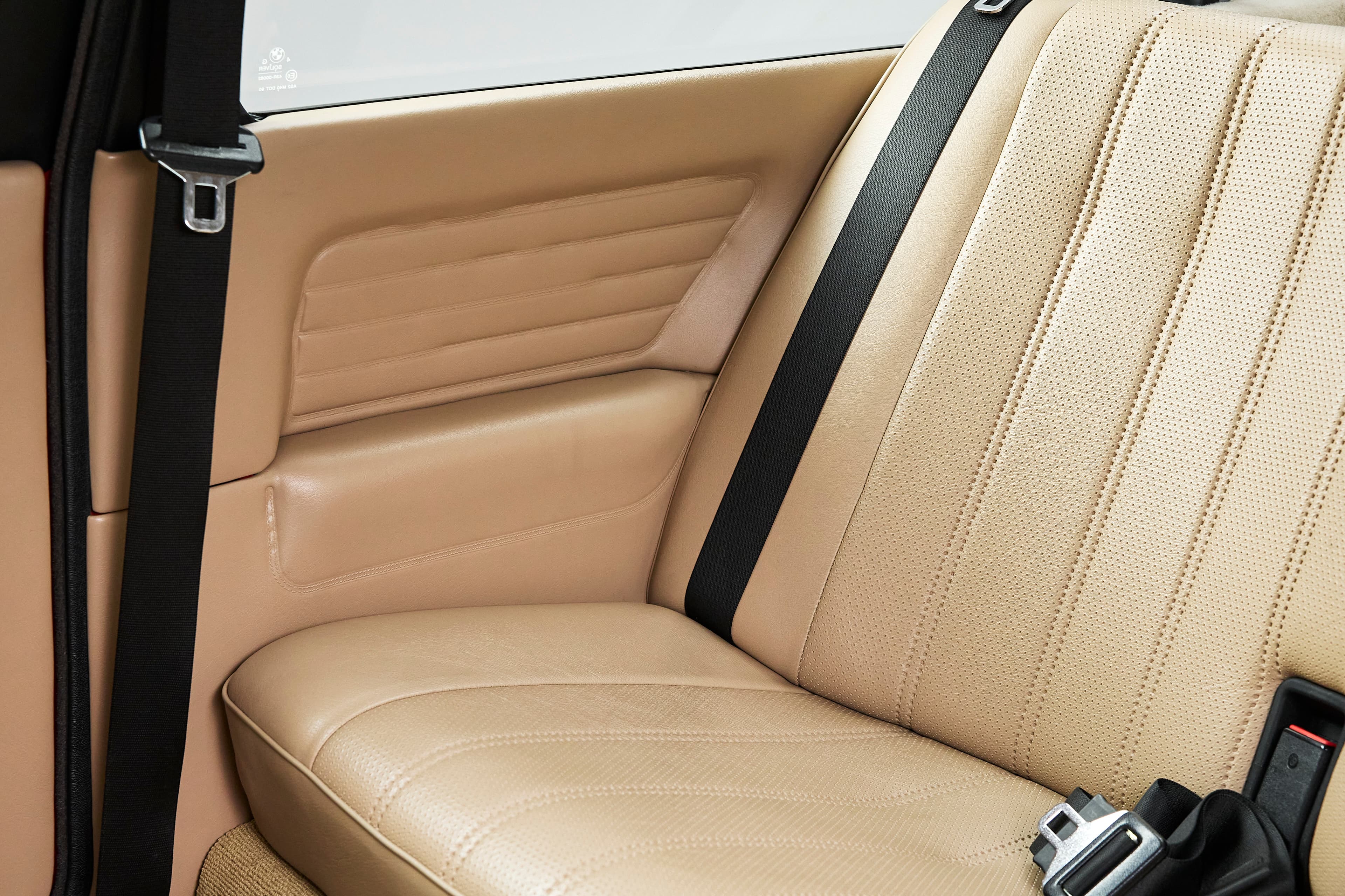 1991 BMW E30 318is - Image 92