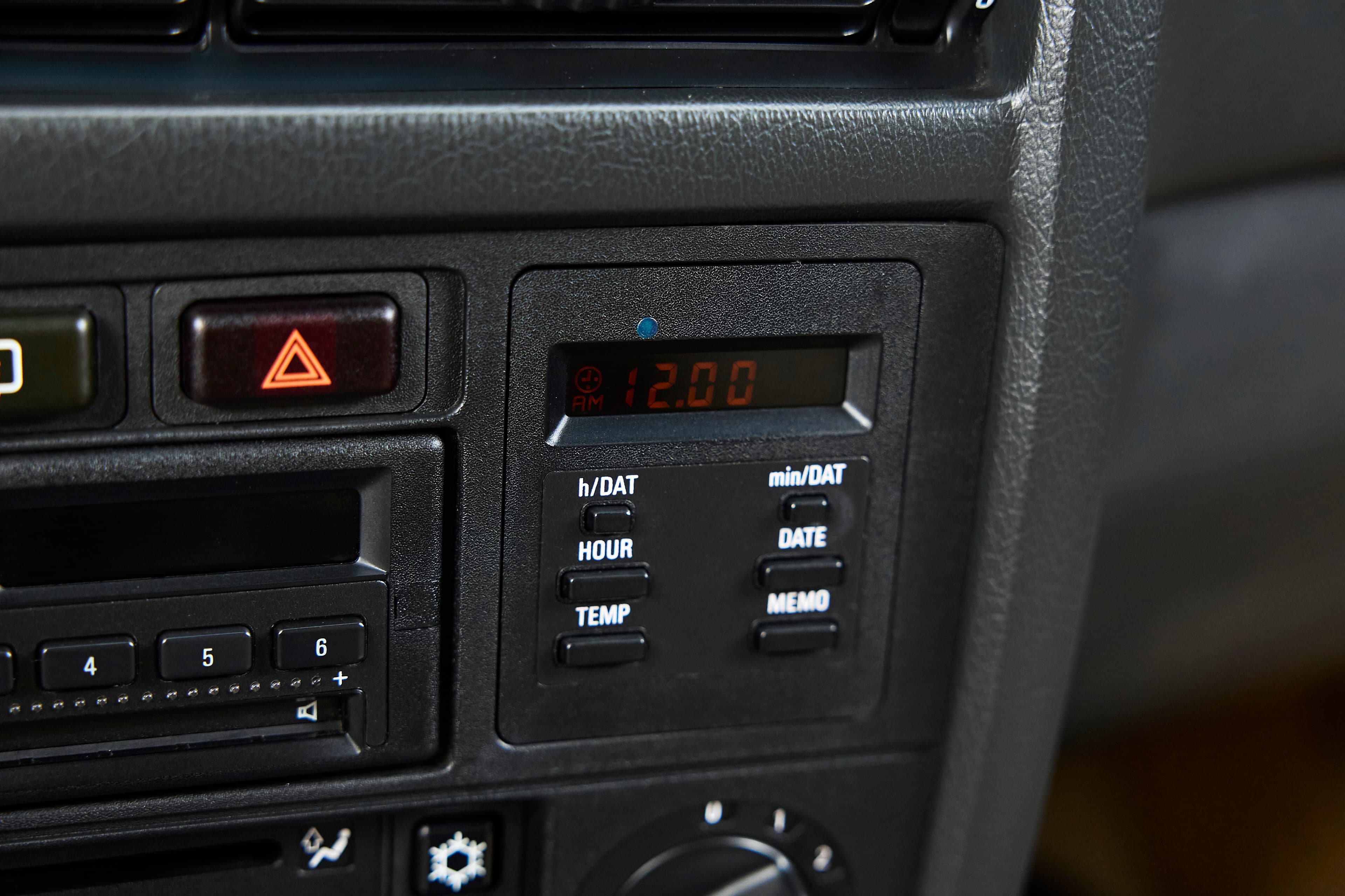 1991 BMW E30 318is - Image 54