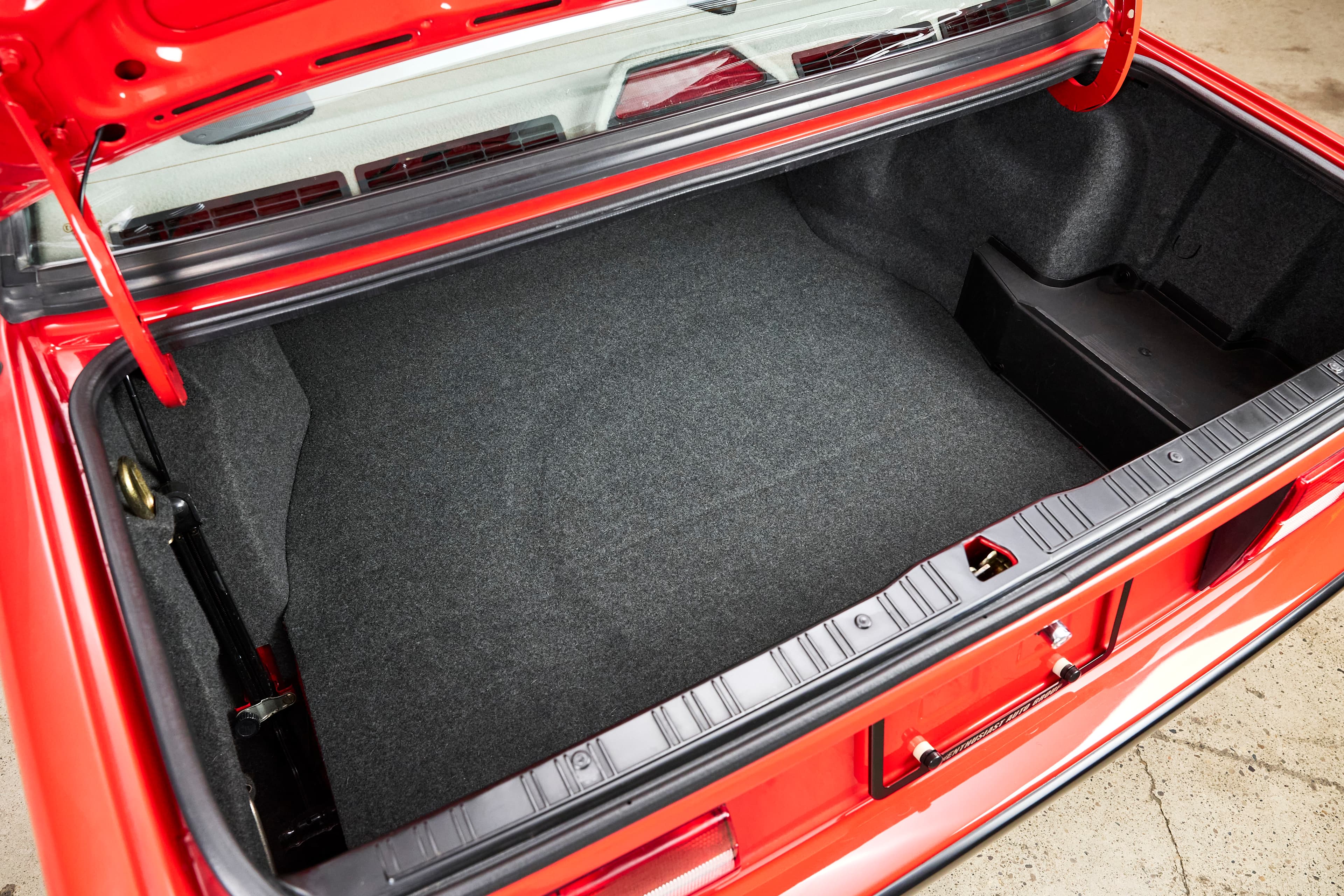 1991 BMW E30 318is - Image 111