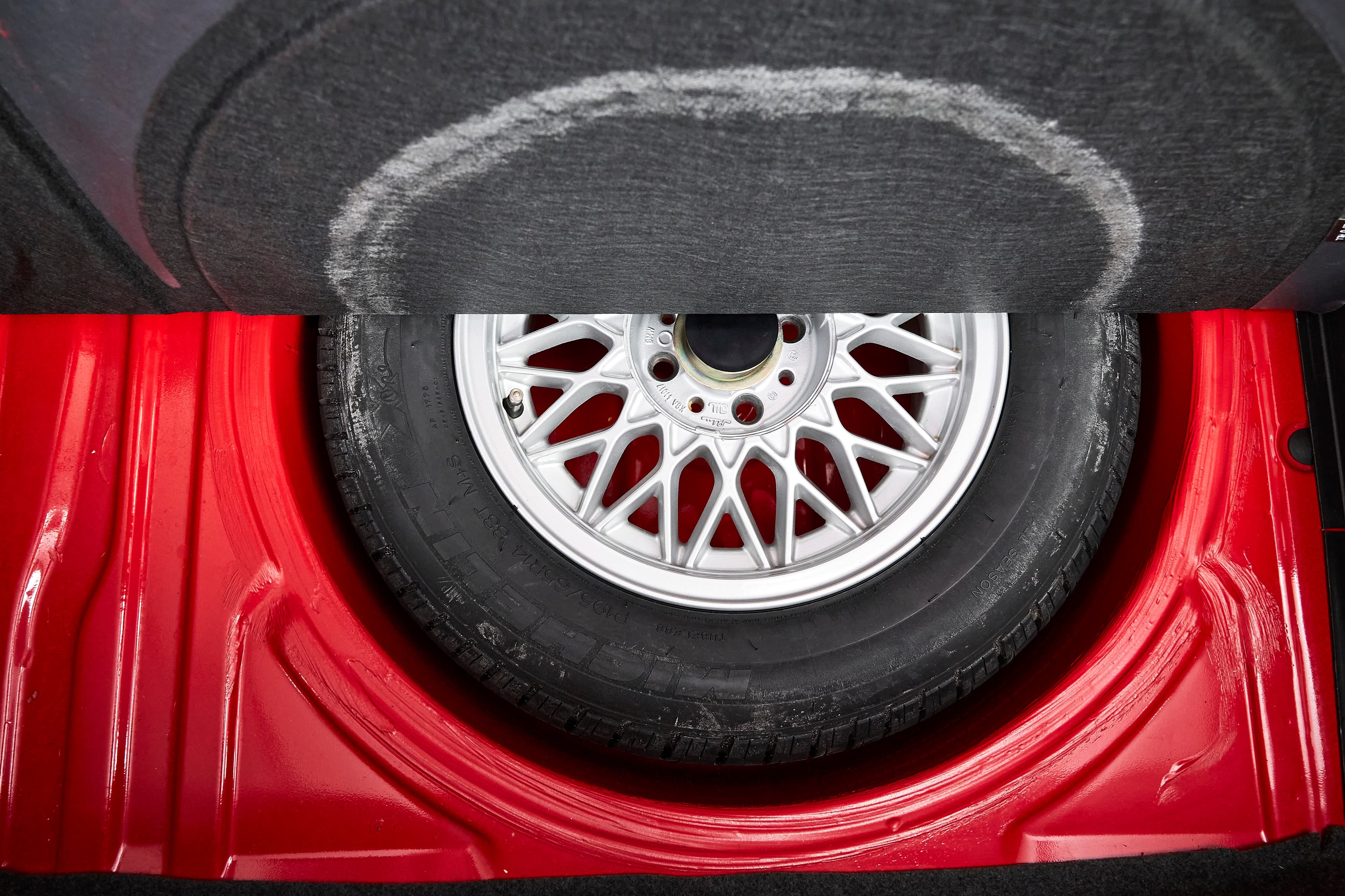 1991 BMW E30 318is - Image 112