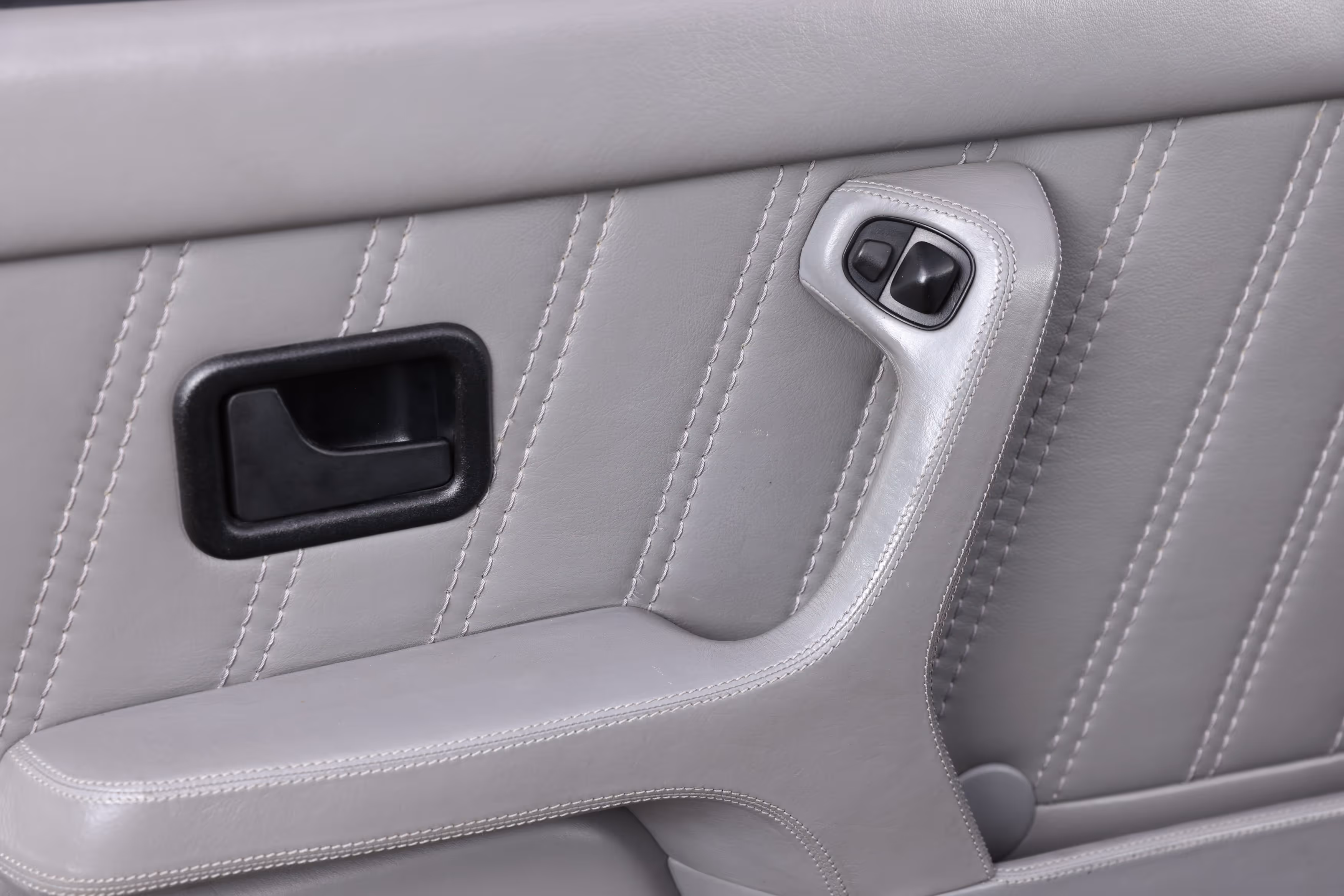 1993 BMW E30 M3 Convertible - Image 102