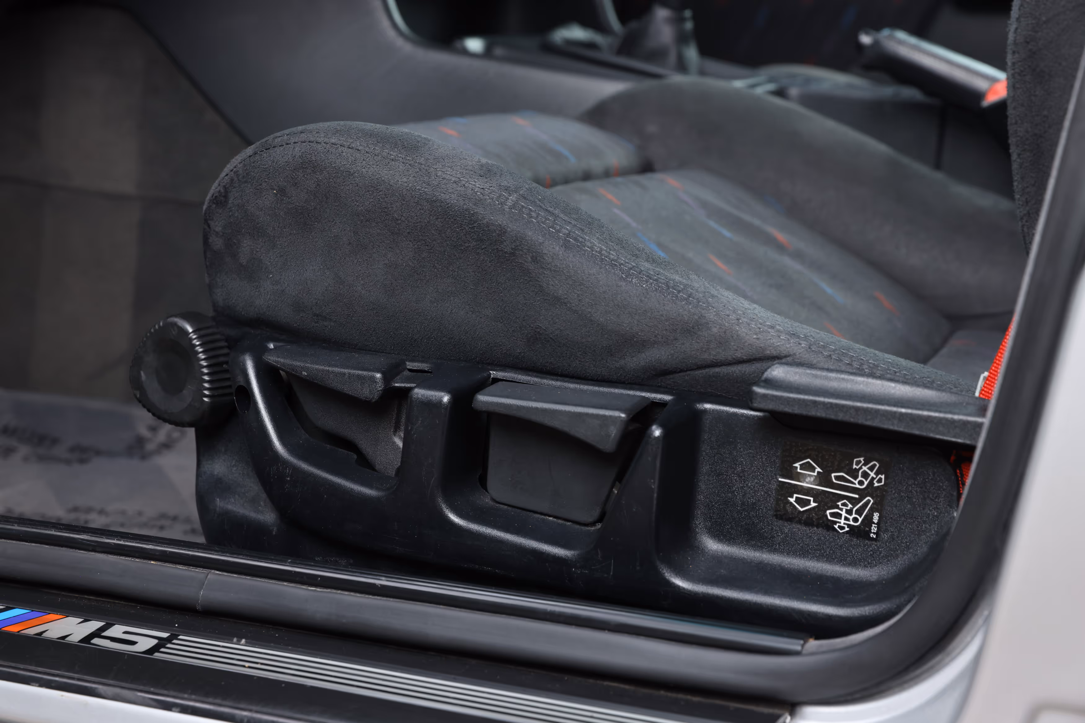 1993 BMW E34 M5 Touring - Image 67