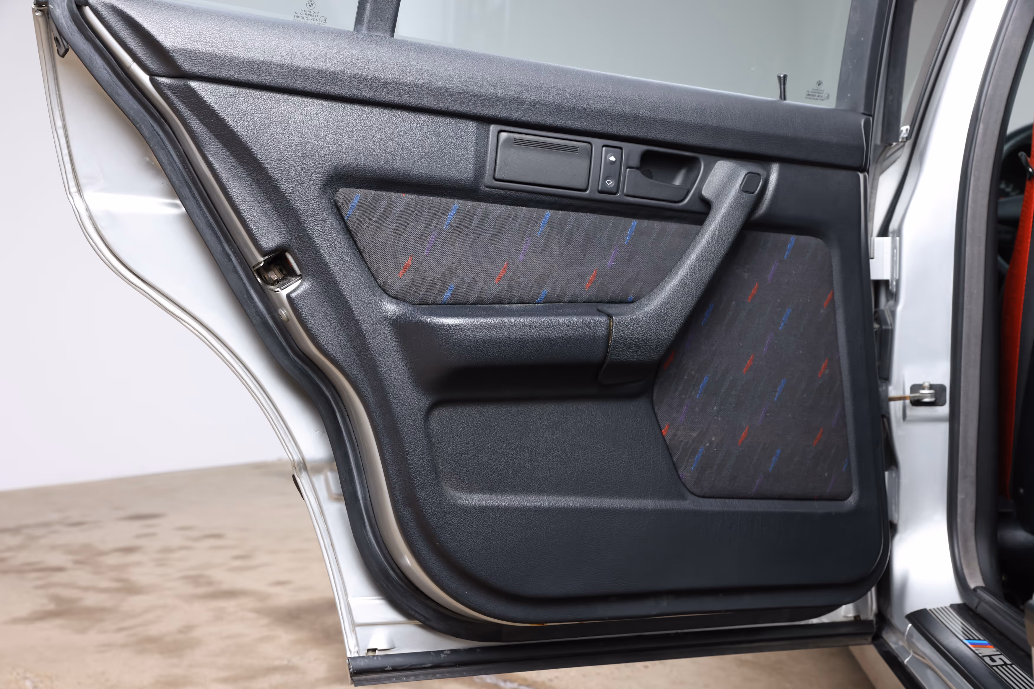 1993 BMW E34 M5 Touring - Image 91