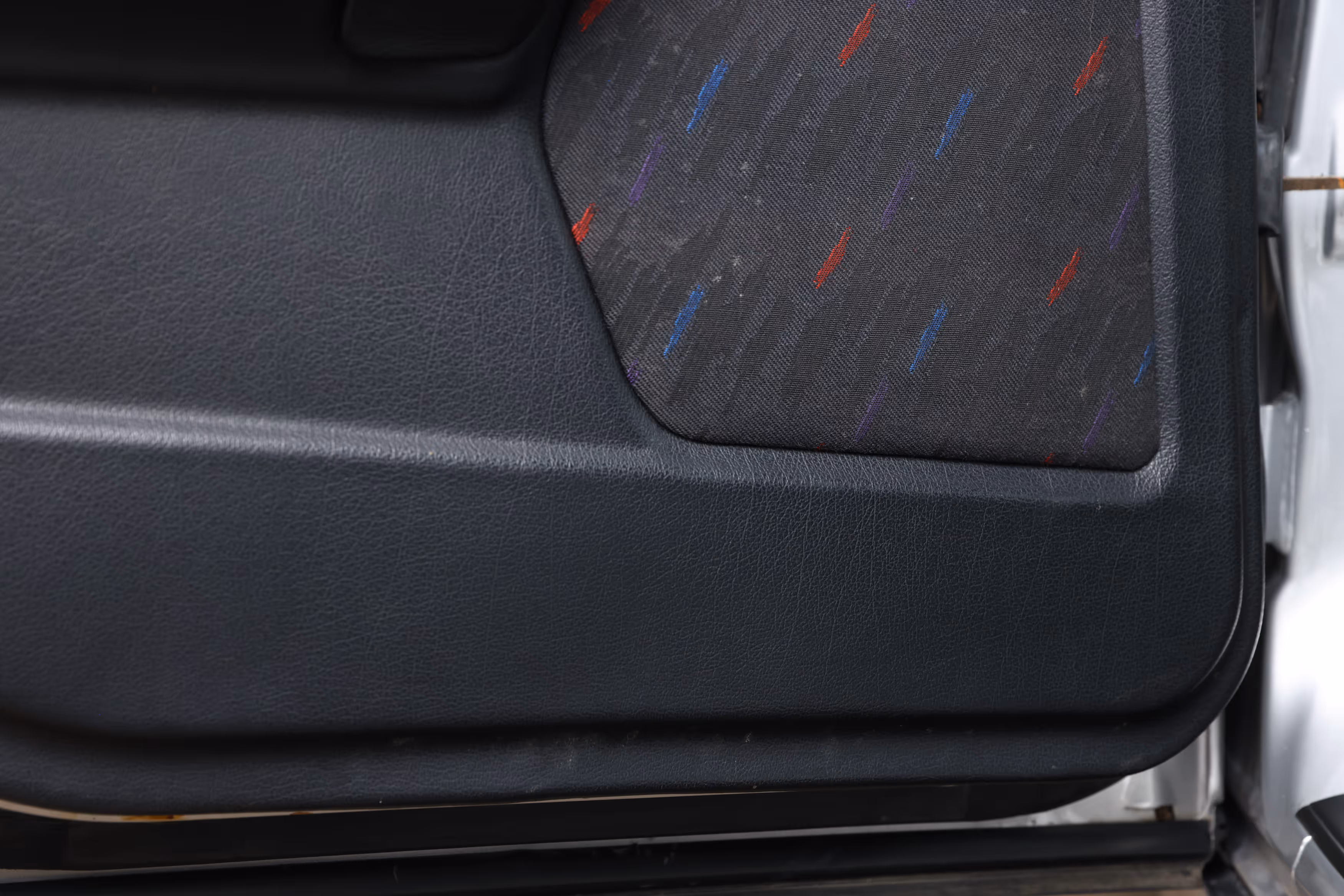 1993 BMW E34 M5 Touring - Image 93