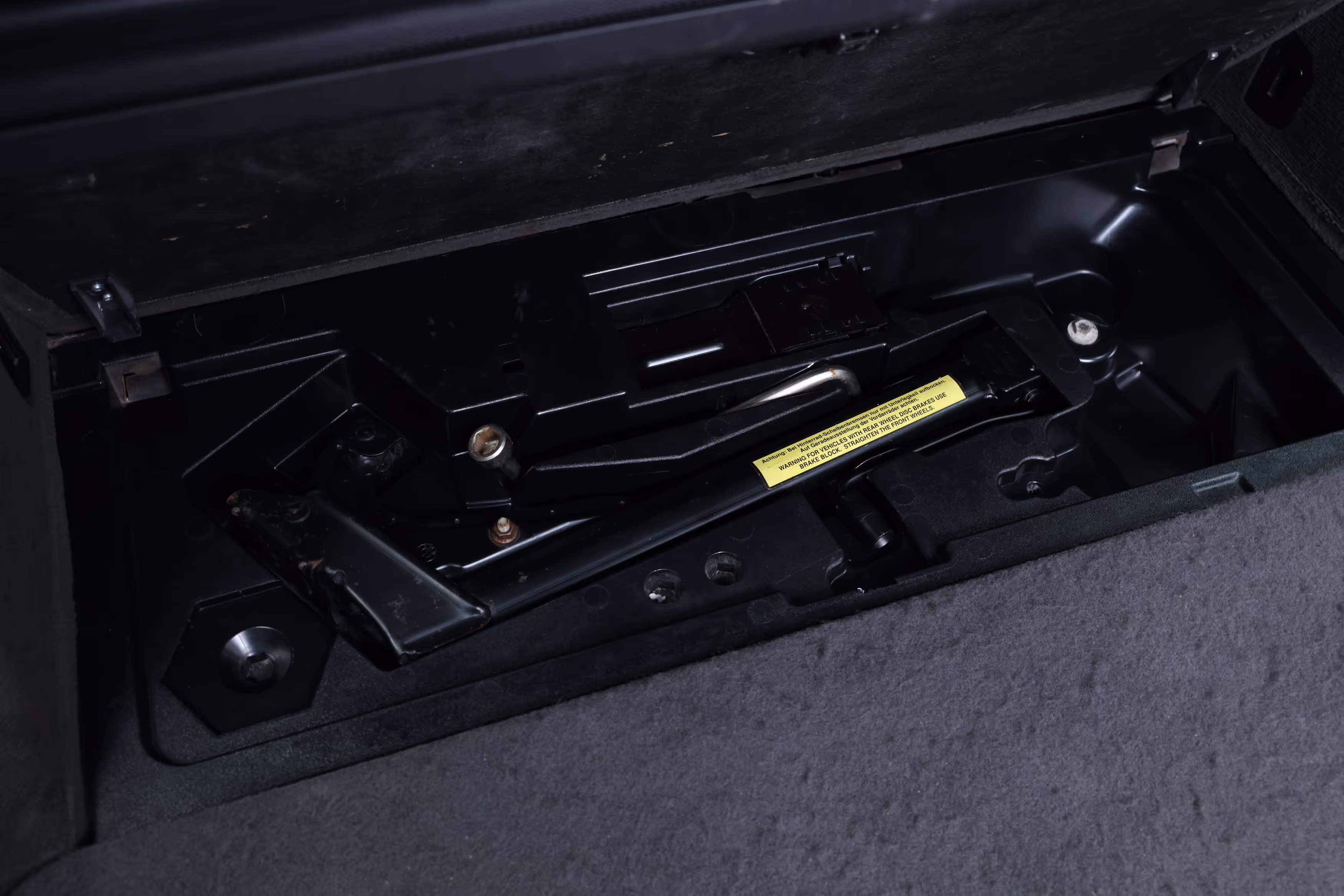 1993 BMW E34 M5 Touring - Image 115