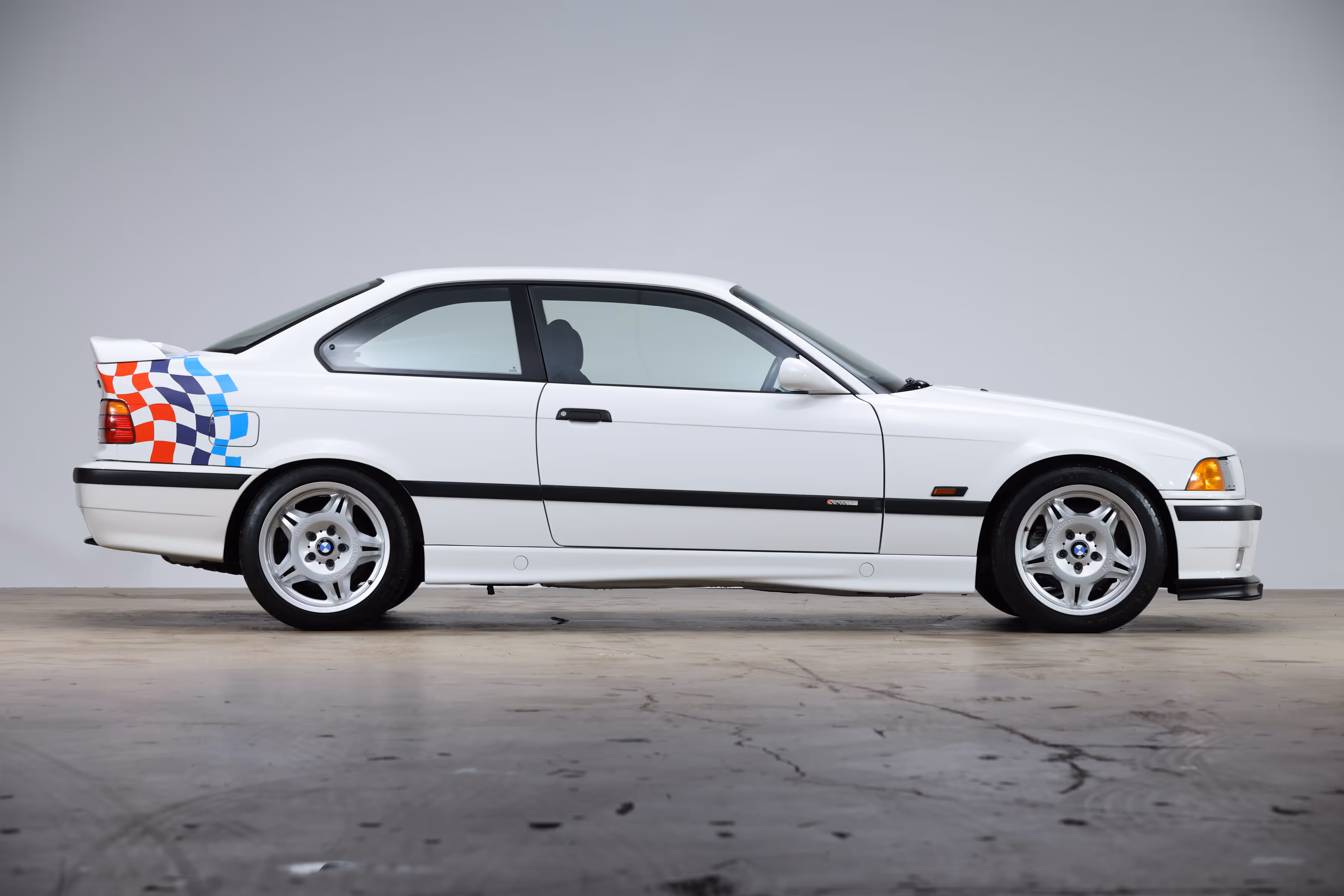 1995 BMW E36 M3 Lightweight - Image 4