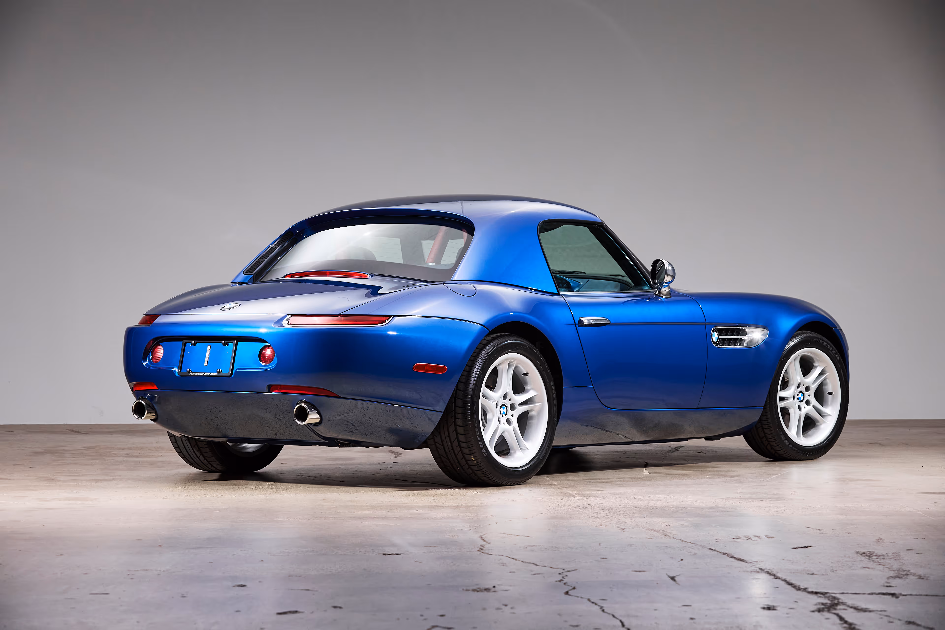 2002 BMW E52 Z8 - Image 4