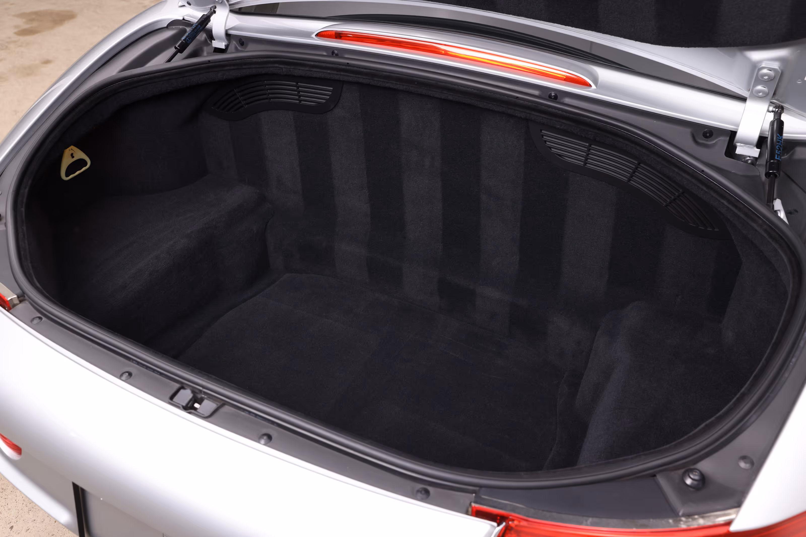 2002 BMW E52 Z8 Roadster - Image 61