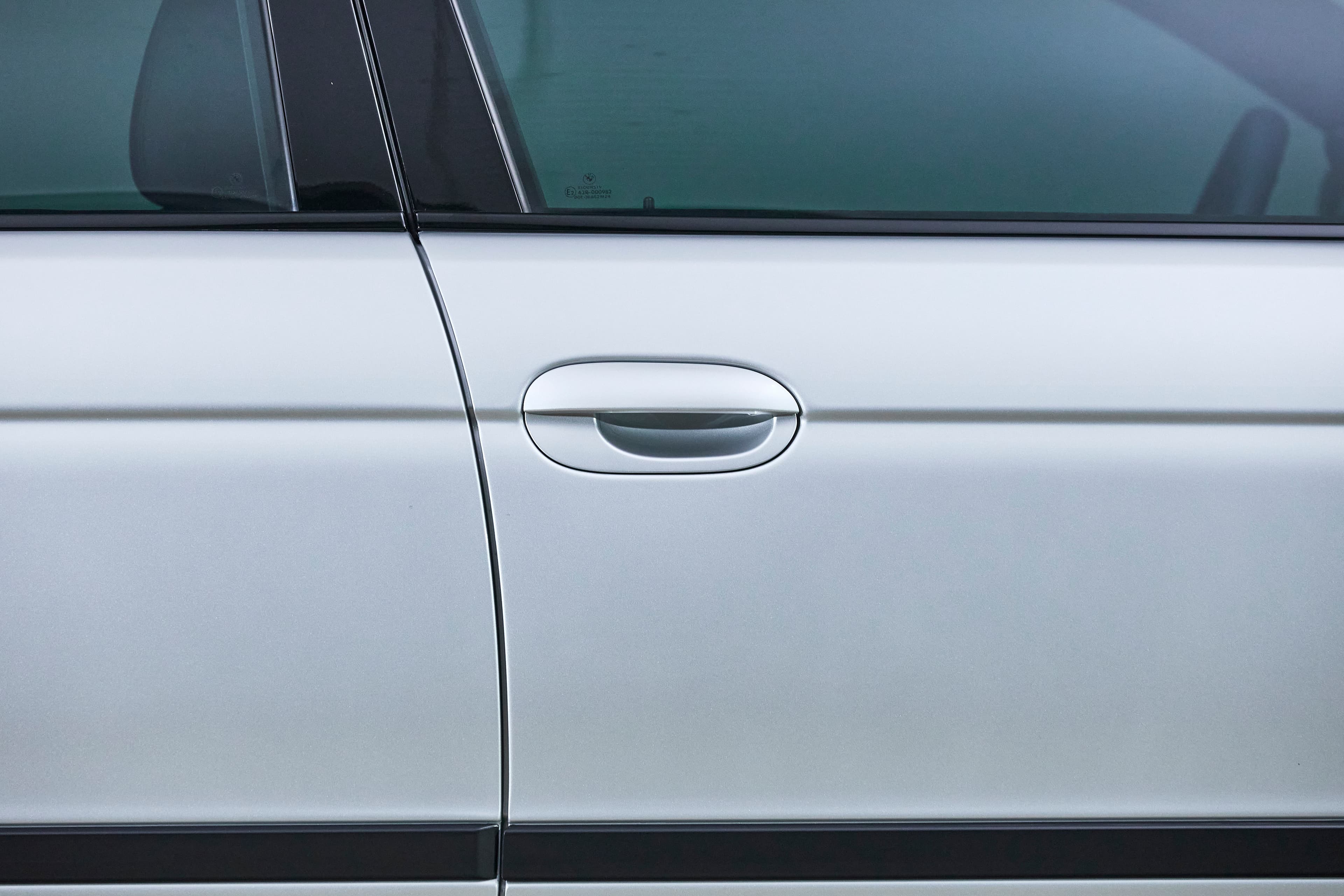 2003 BMW E39 M5 - Image 37