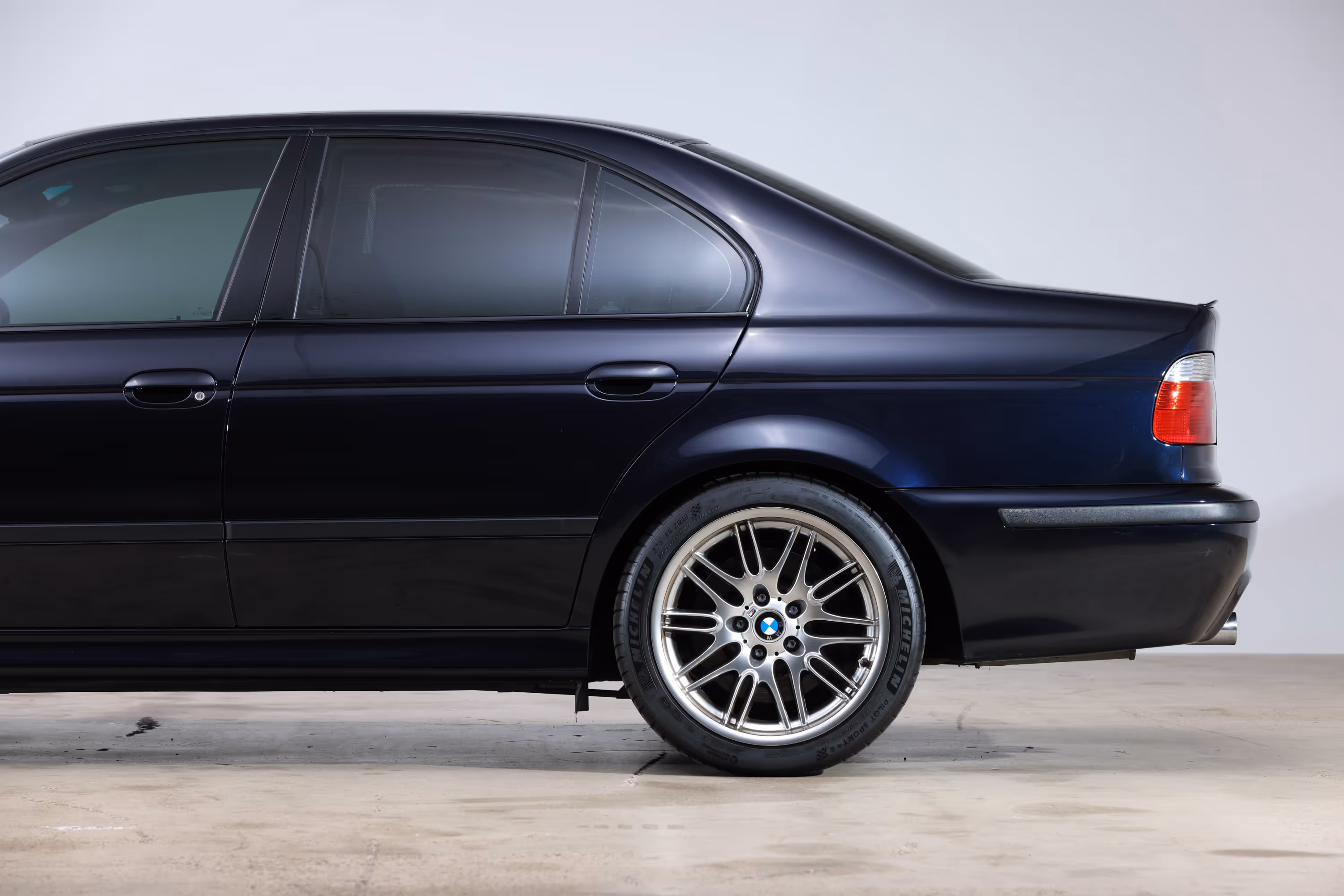 2003 BMW E39 M5 - Image 10
