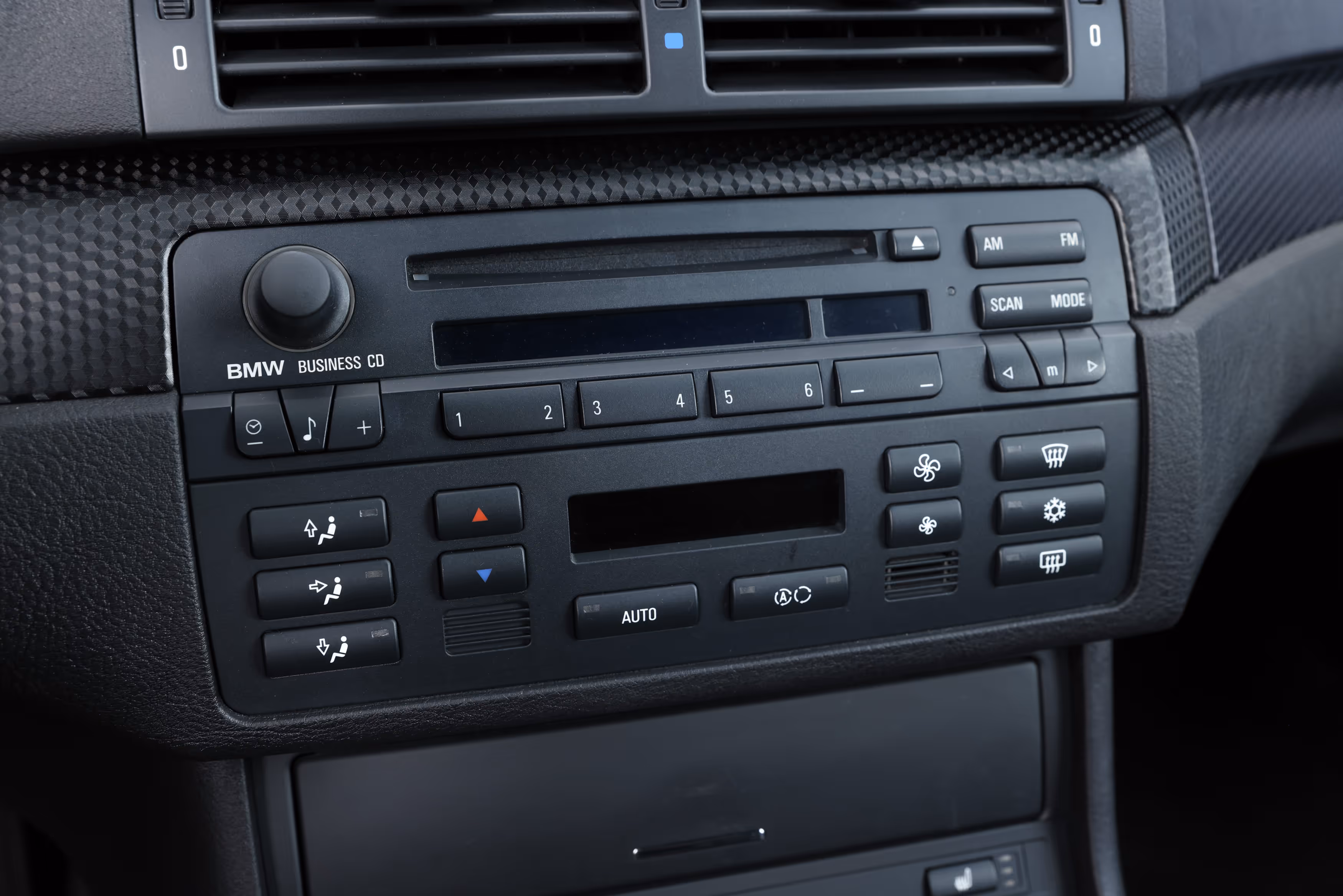 2004 BMW E46 330 ZHP - Image 58