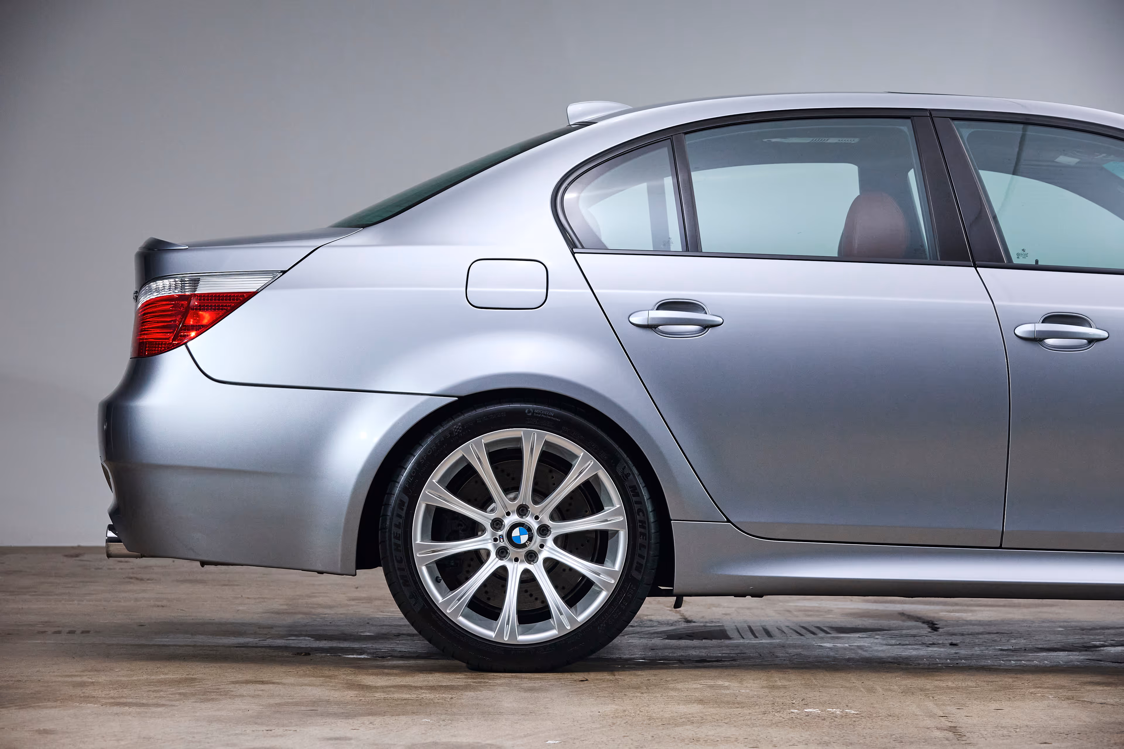 2006 BMW E60 M5 - Image 27