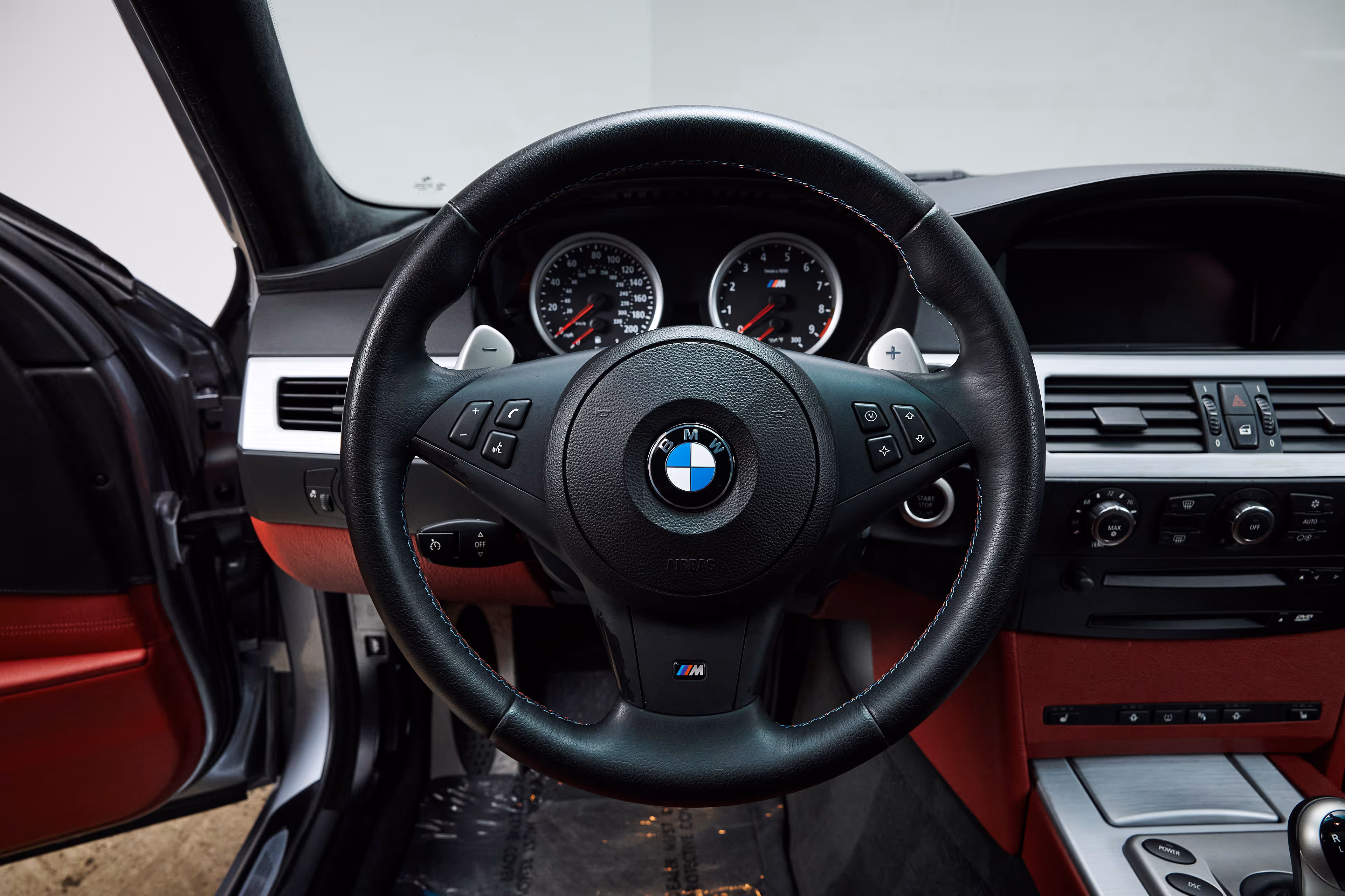 2006 BMW E60 M5 - Image 46