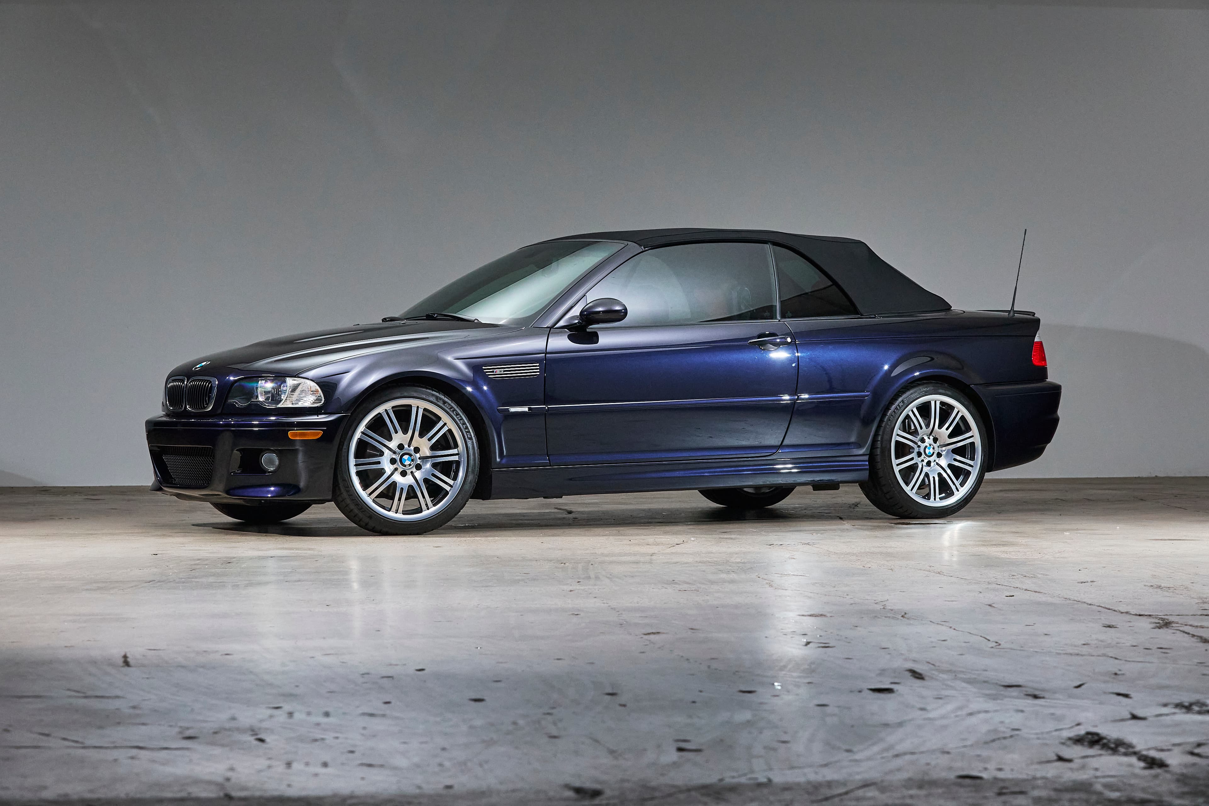 2006 BMW E46 M3 Convertible - Image 2