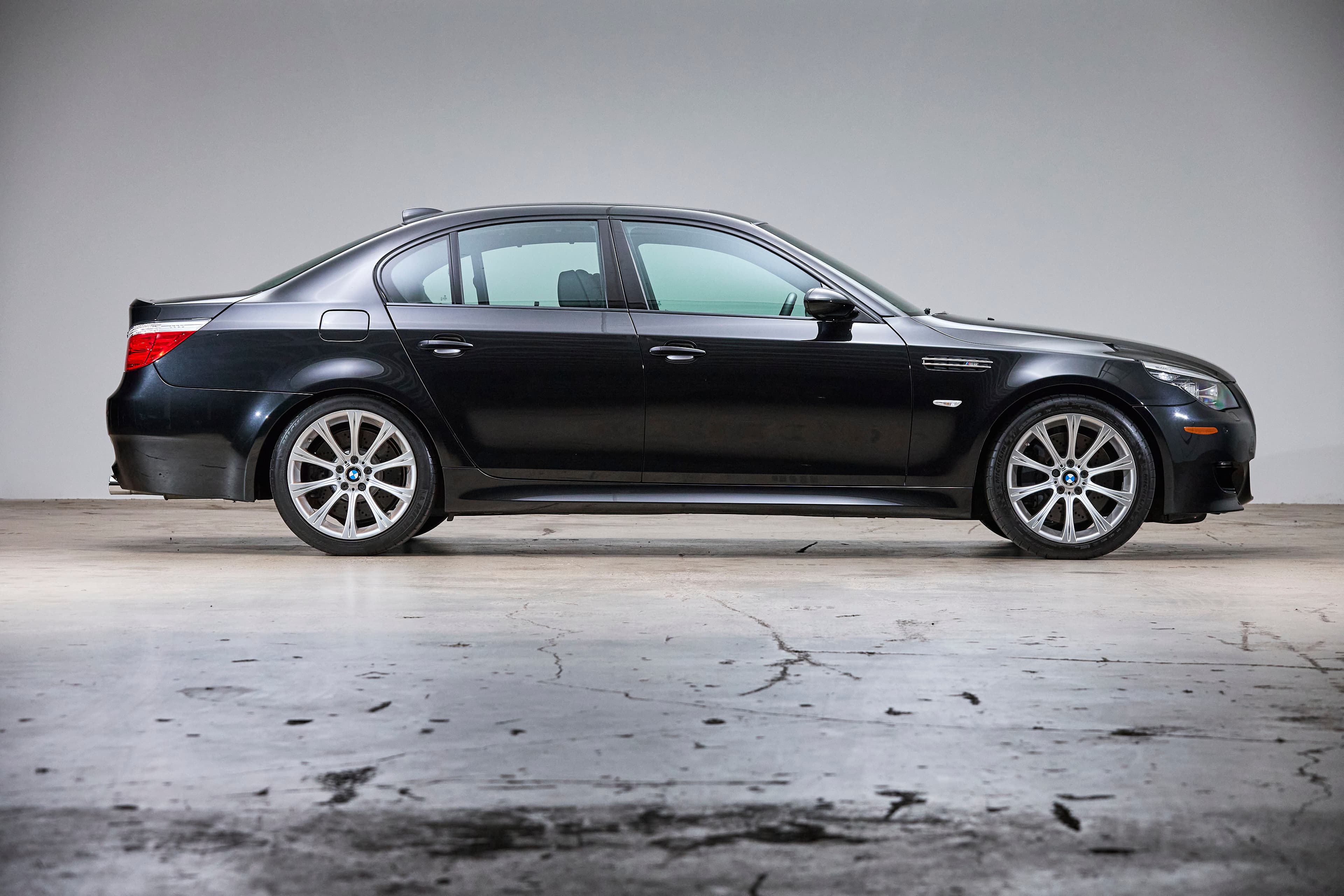 2008 BMW E60 M5 - Image 5